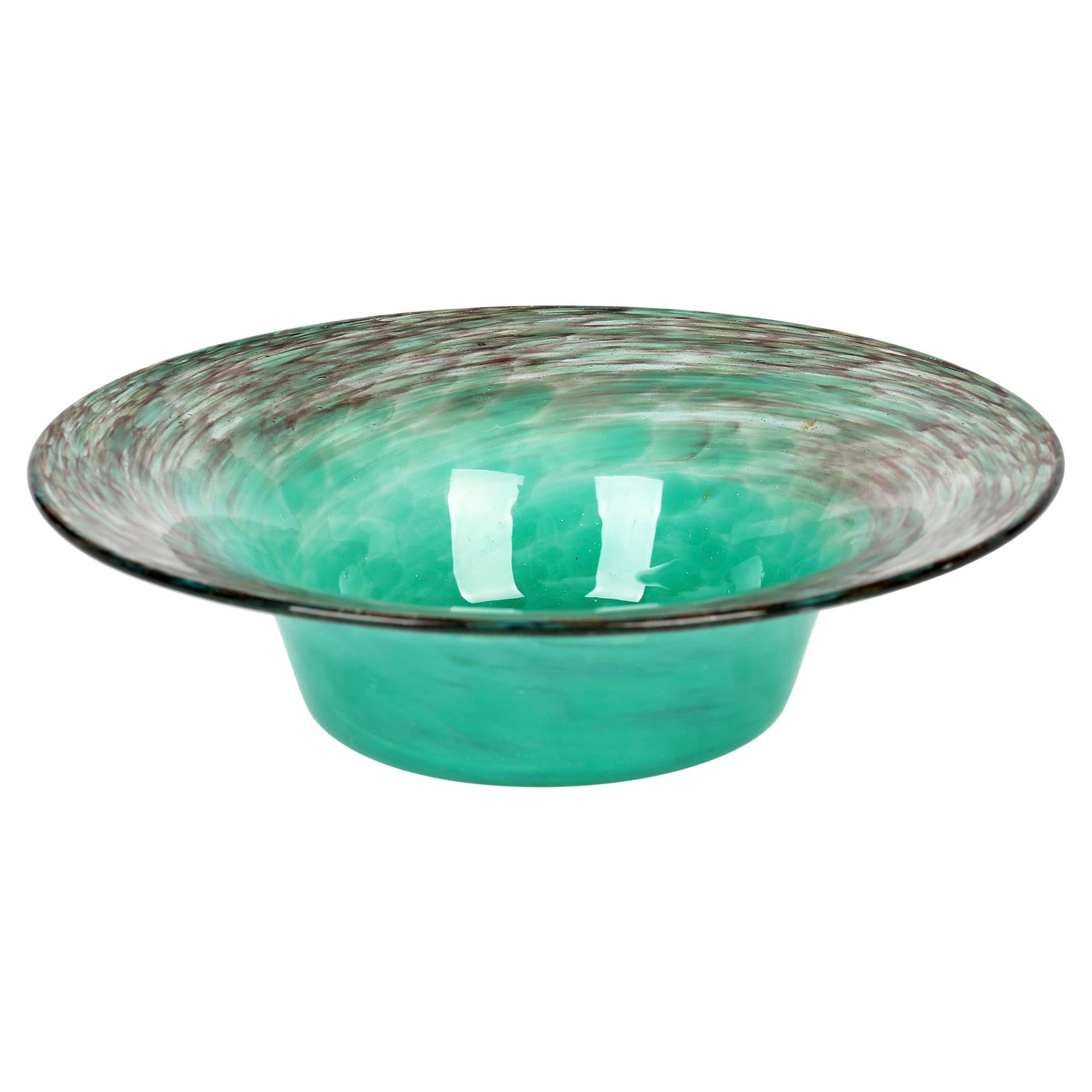 Bol en verre d'art écossais Art déco Monart turquoise et aventurine dorée