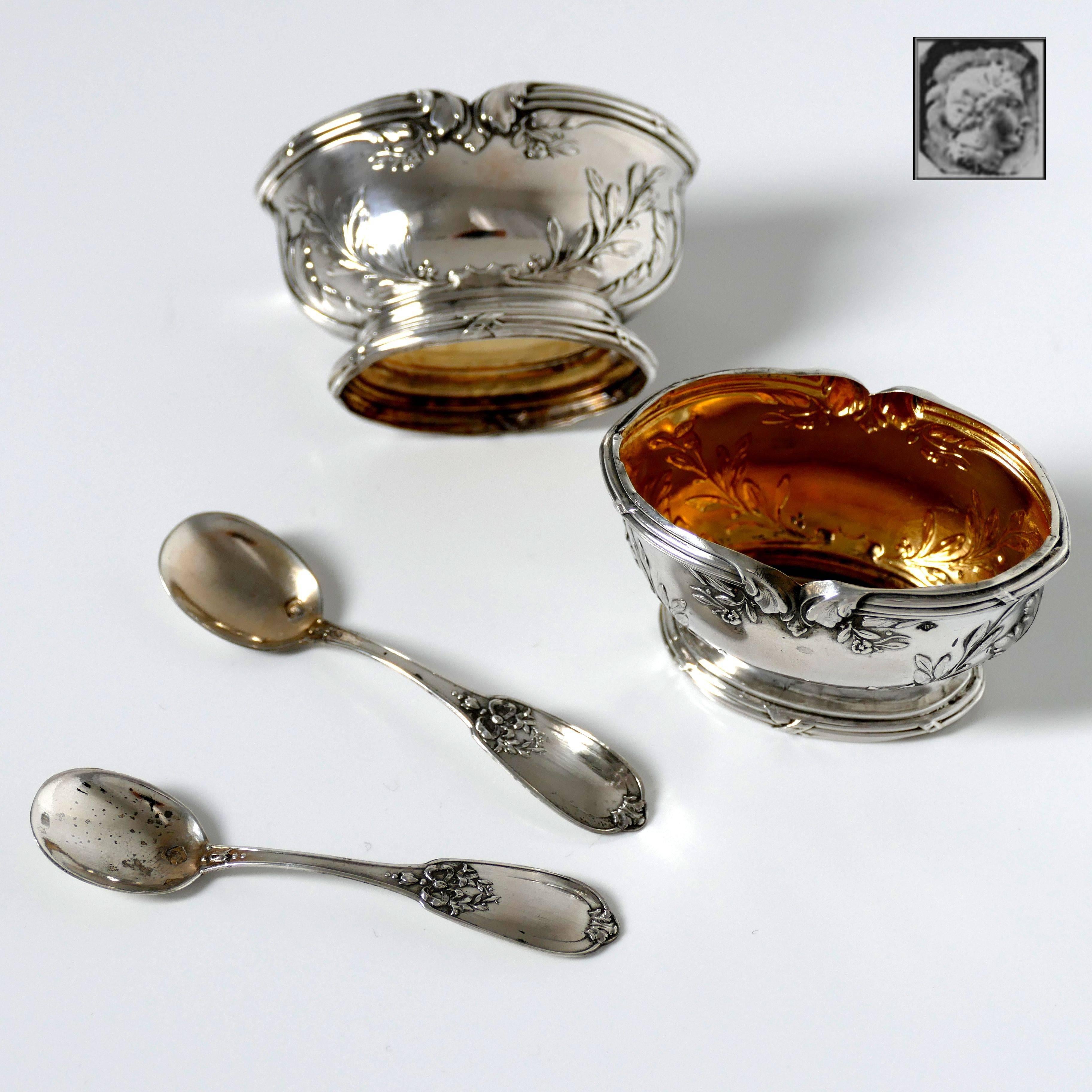 Neoclassical Moncheront French Sterling Silver 18-Karat Gold Salt Cellars Pair, Spoons, Box