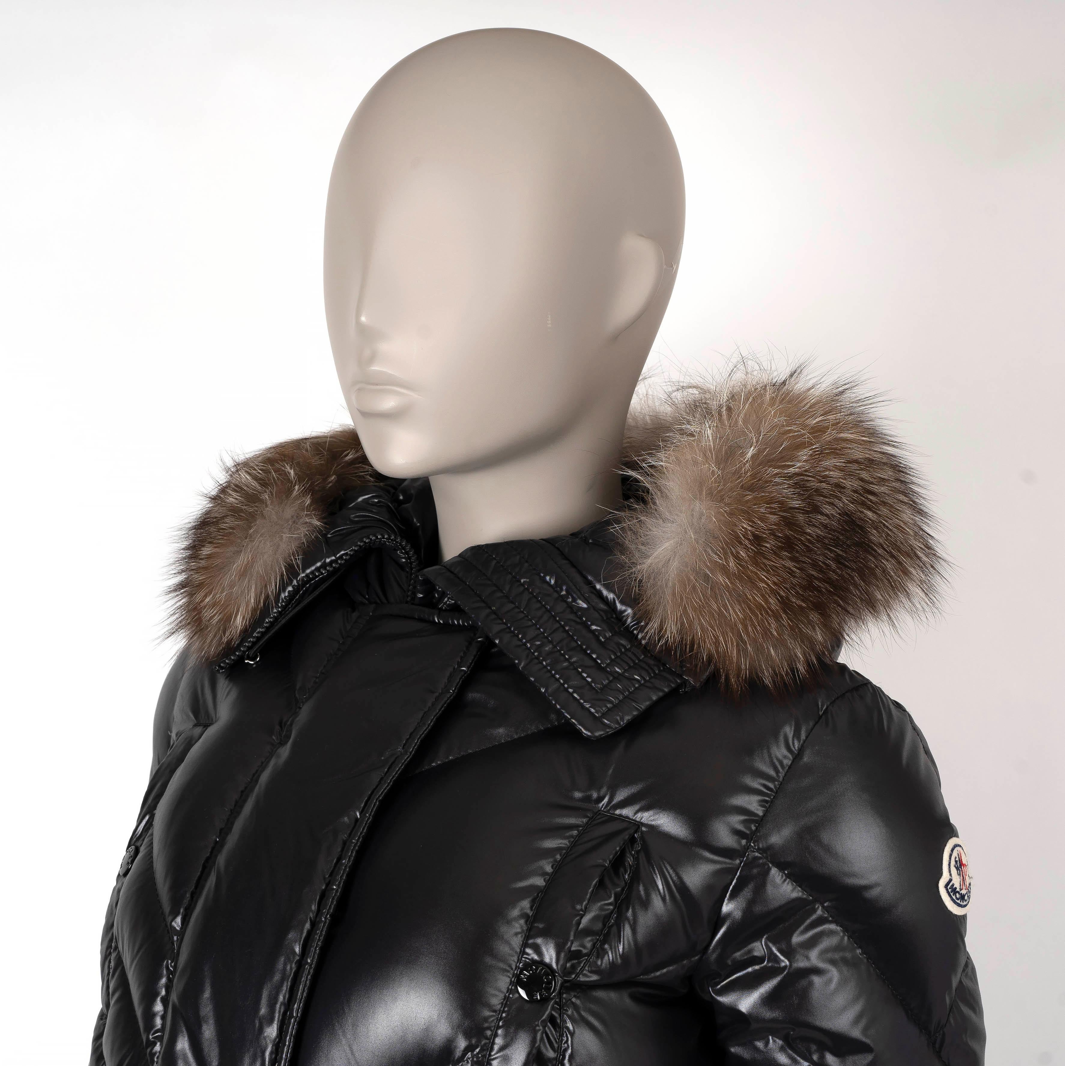 Moncler nero 2020 DINARD FUR TRIM DOWN PUFFER PARKA Giacca 0 XS in vendita 1