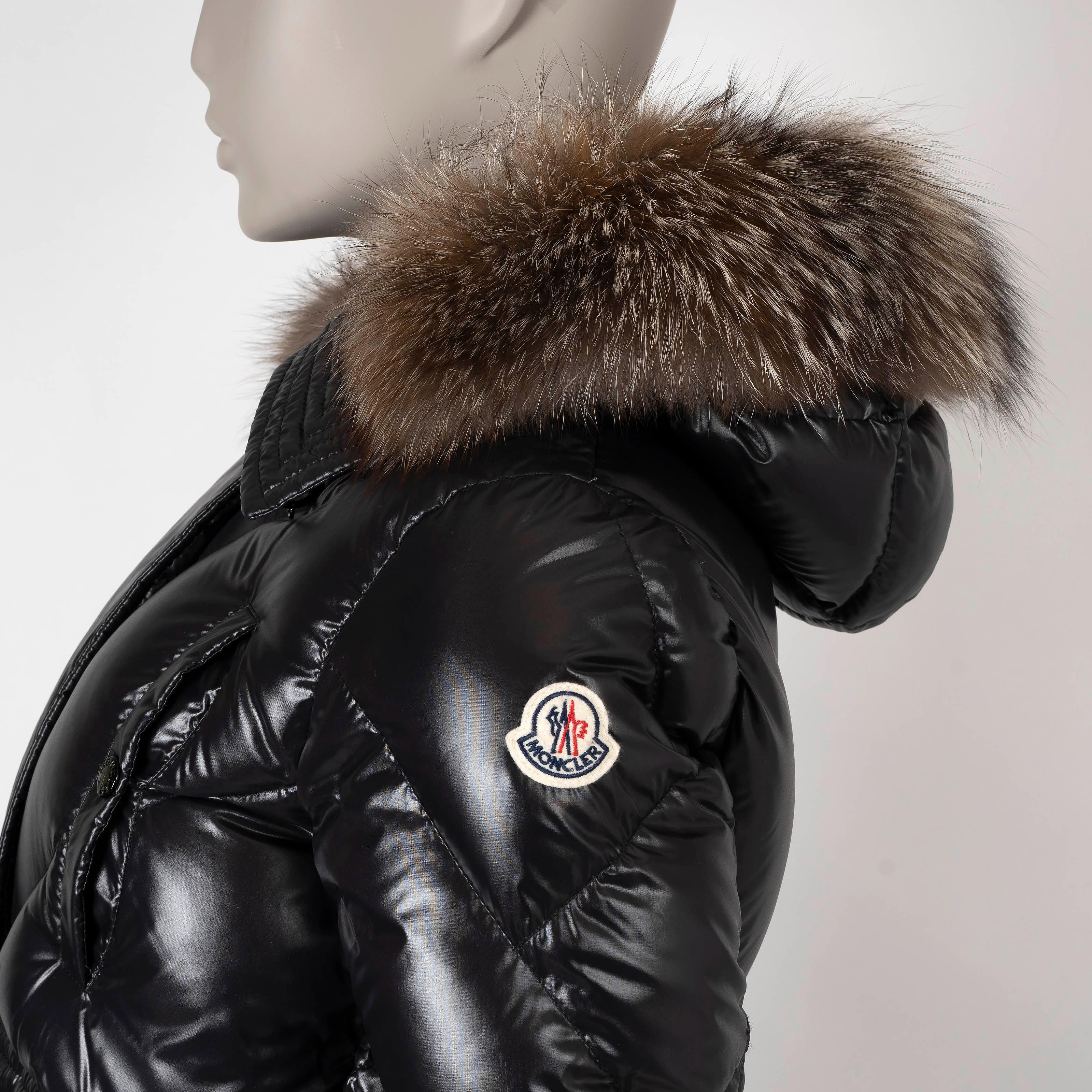 Moncler nero 2020 DINARD FUR TRIM DOWN PUFFER PARKA Giacca 0 XS in vendita 2