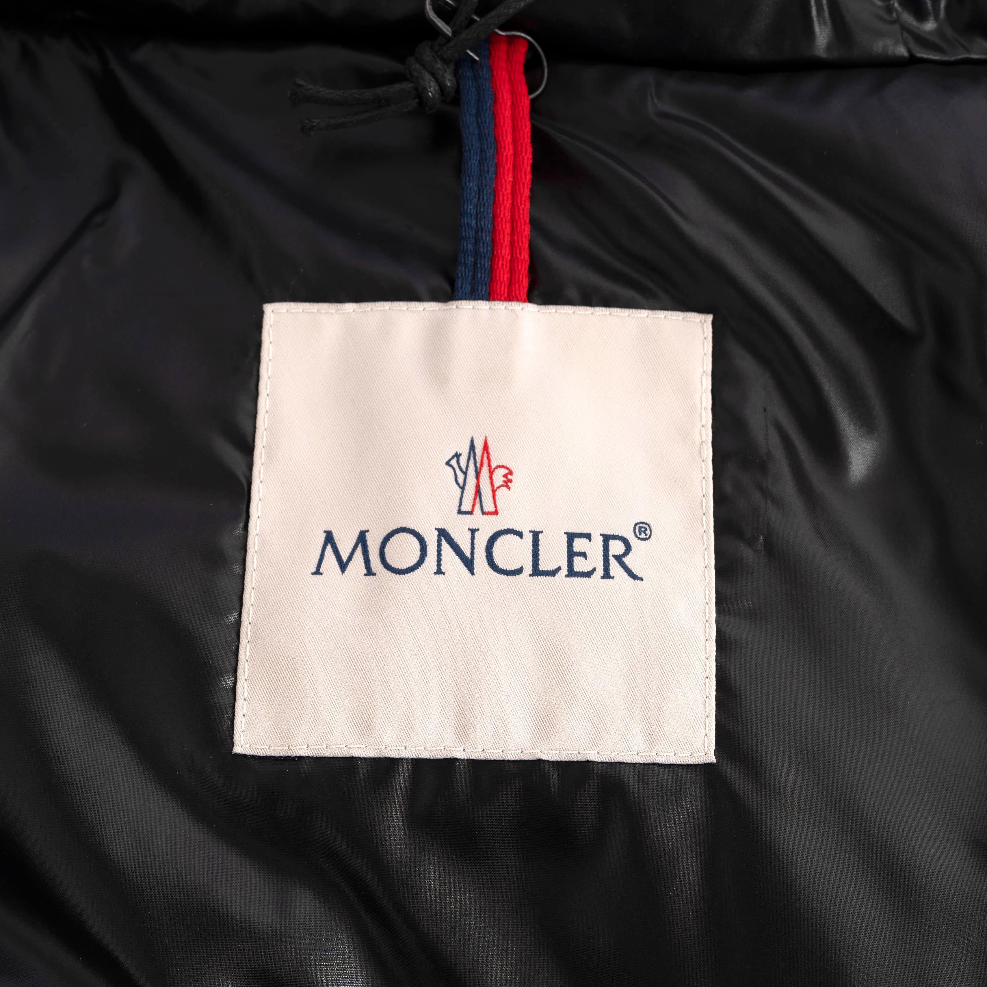 Moncler nero 2020 DINARD FUR TRIM DOWN PUFFER PARKA Giacca 0 XS in vendita 3