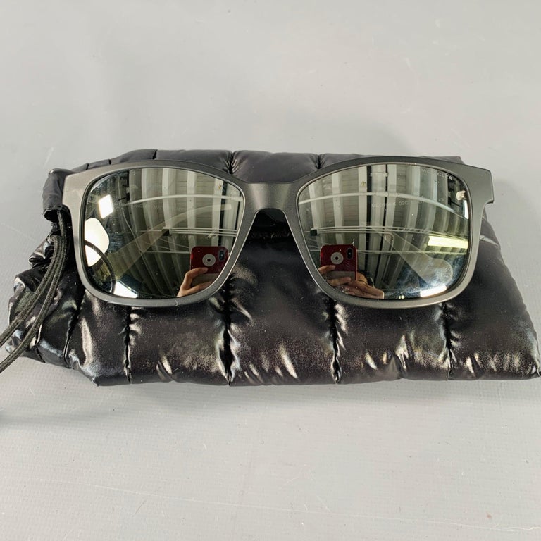 MONCLER Black Acetate Square Mirrored Sunglasses For Sale at  display picture 2