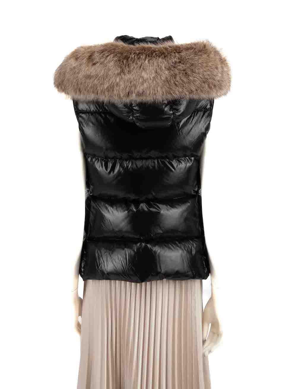 Moncler Black Balabio Faux Fur Quilted Puffer Vest Size M In Good Condition In London, GB