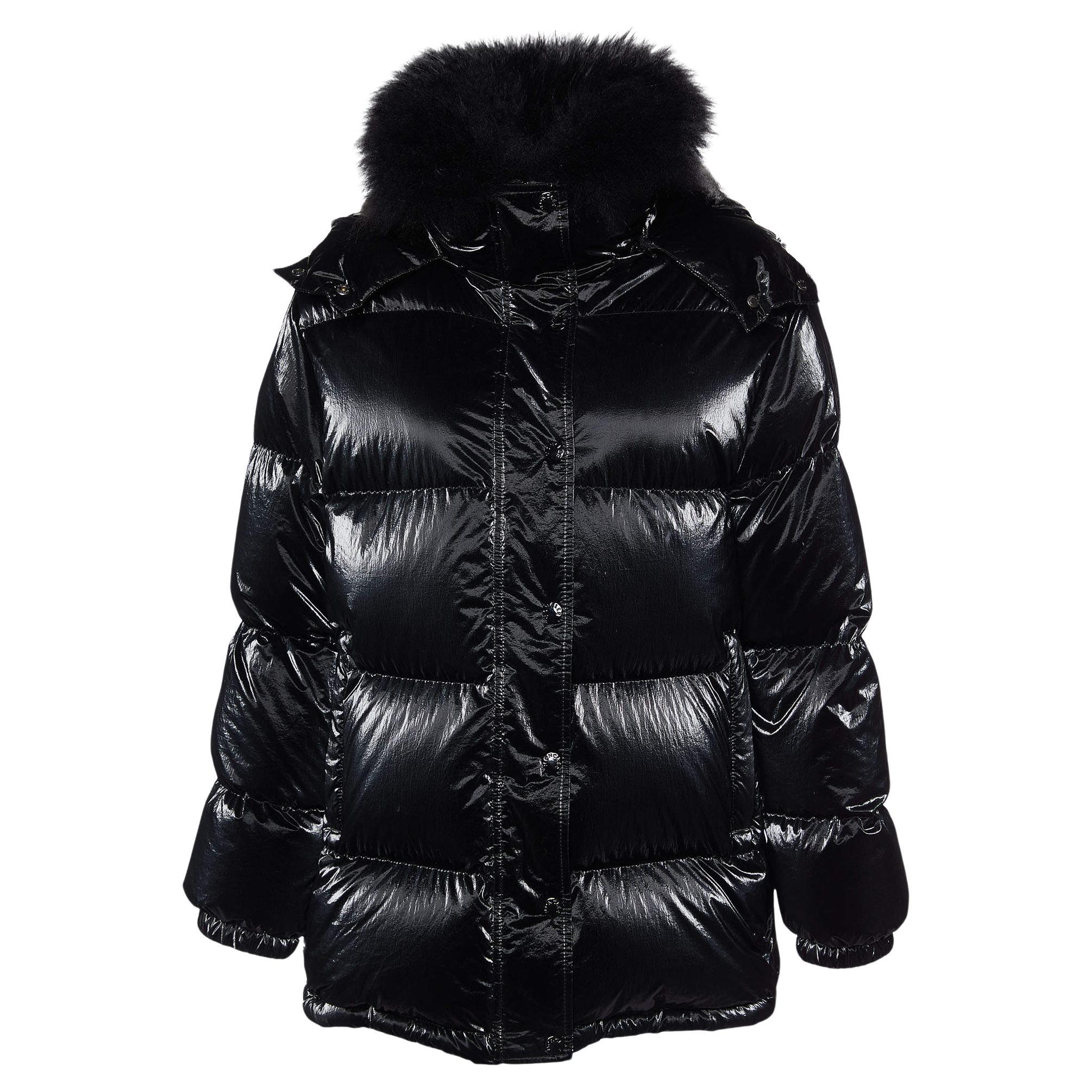 Moncler Black Coated Nylon Fur Trim Hanau Short Down Jacket XS For Sale