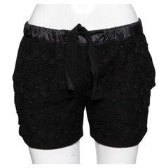 Moncler Black Cotton Floral Applique Shorts M
