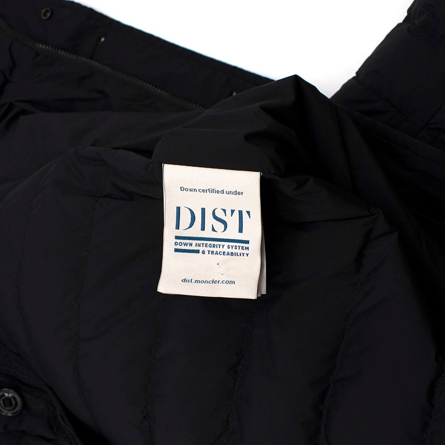 Moncler Black Dartmoor Quilted Down Coat - Size Large (3) For Sale at  1stDibs
