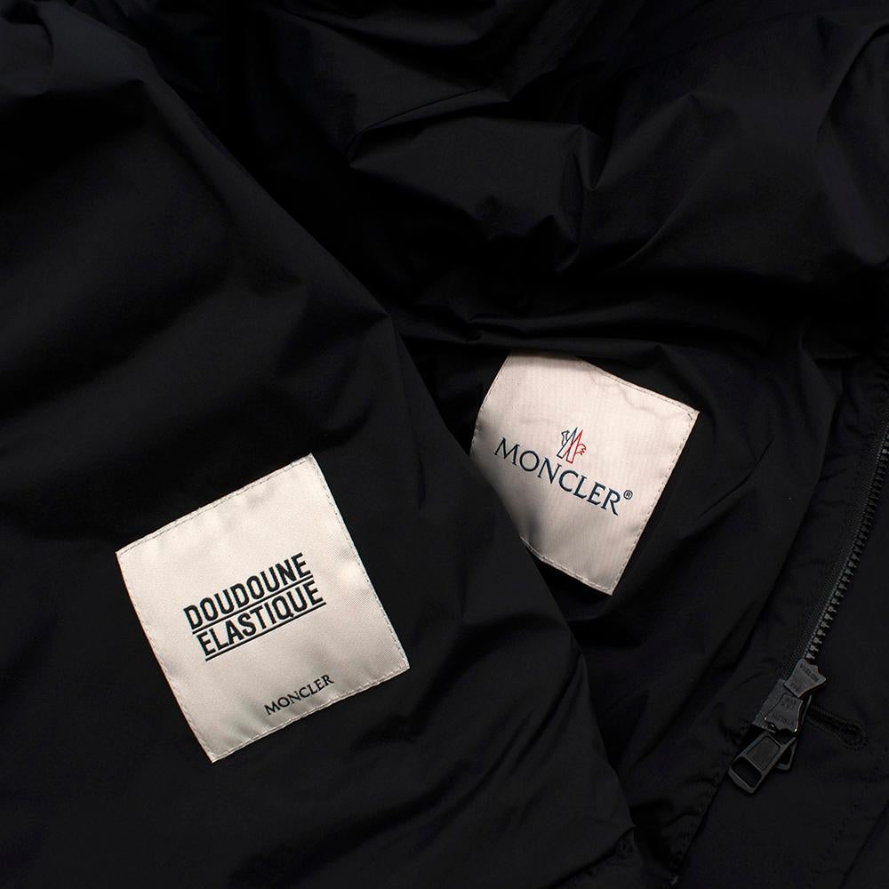 Moncler Black Dartmoor Quilted Down Coat - Size Large (3)  For Sale 2