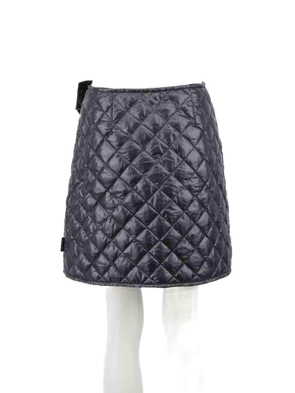 Moncler Black Gonna Quilted Wrap Mini Skirt Size M In New Condition For Sale In London, GB