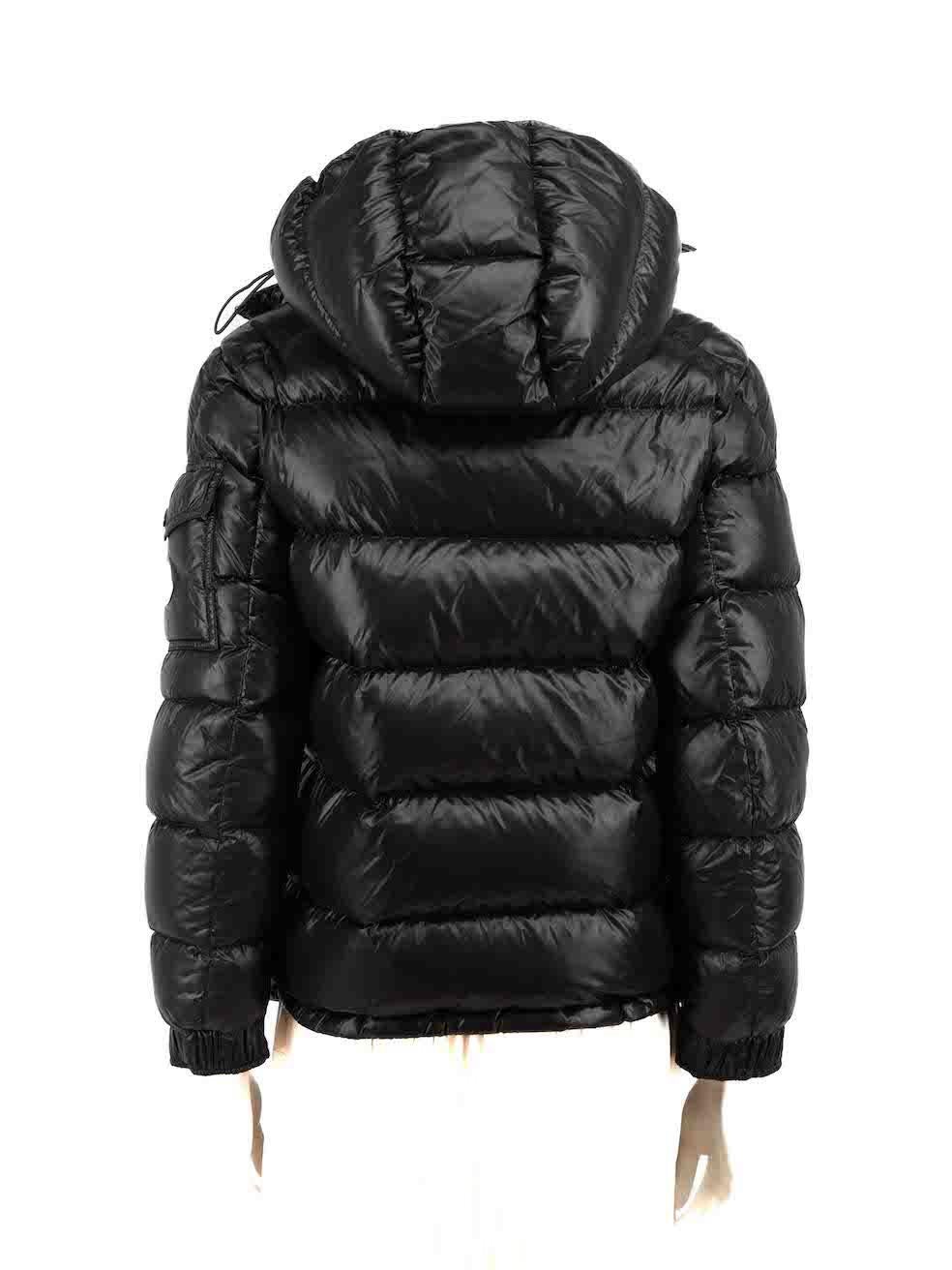 Moncler Black Hooded Quilt Puffer Down Jacket Size XS In Good Condition For Sale In London, GB