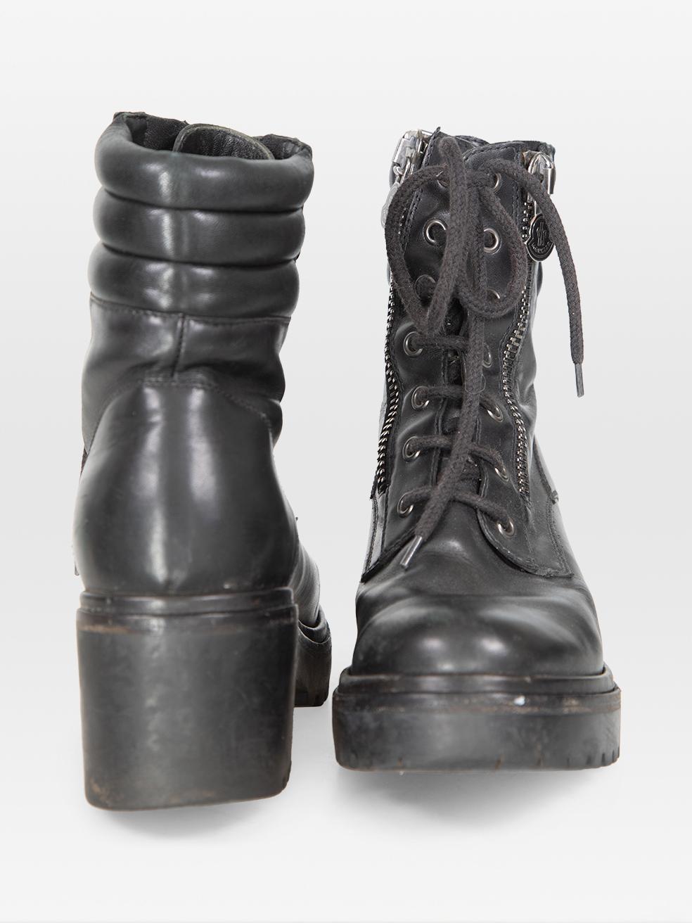 Noir Moncler Bottes de combat en cuir noir avec fermeture éclair Taille IT 39 en vente