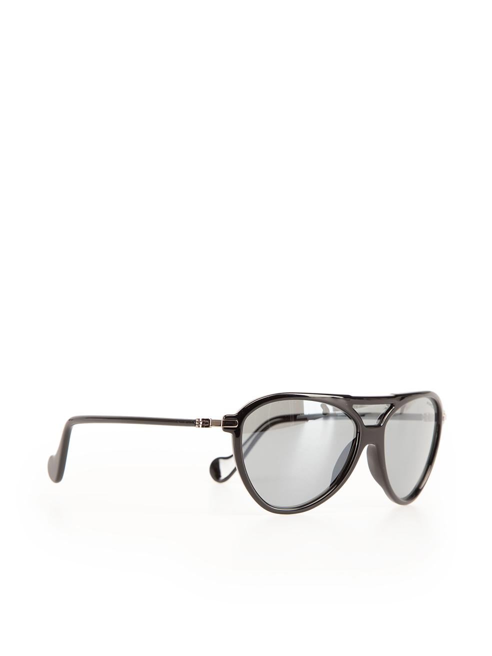Moncler Gafas de Sol Piloto Espejo Negro en Nuevo Estado en London, GB