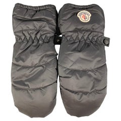 MONCLER Black Nylon Mitten Gloves