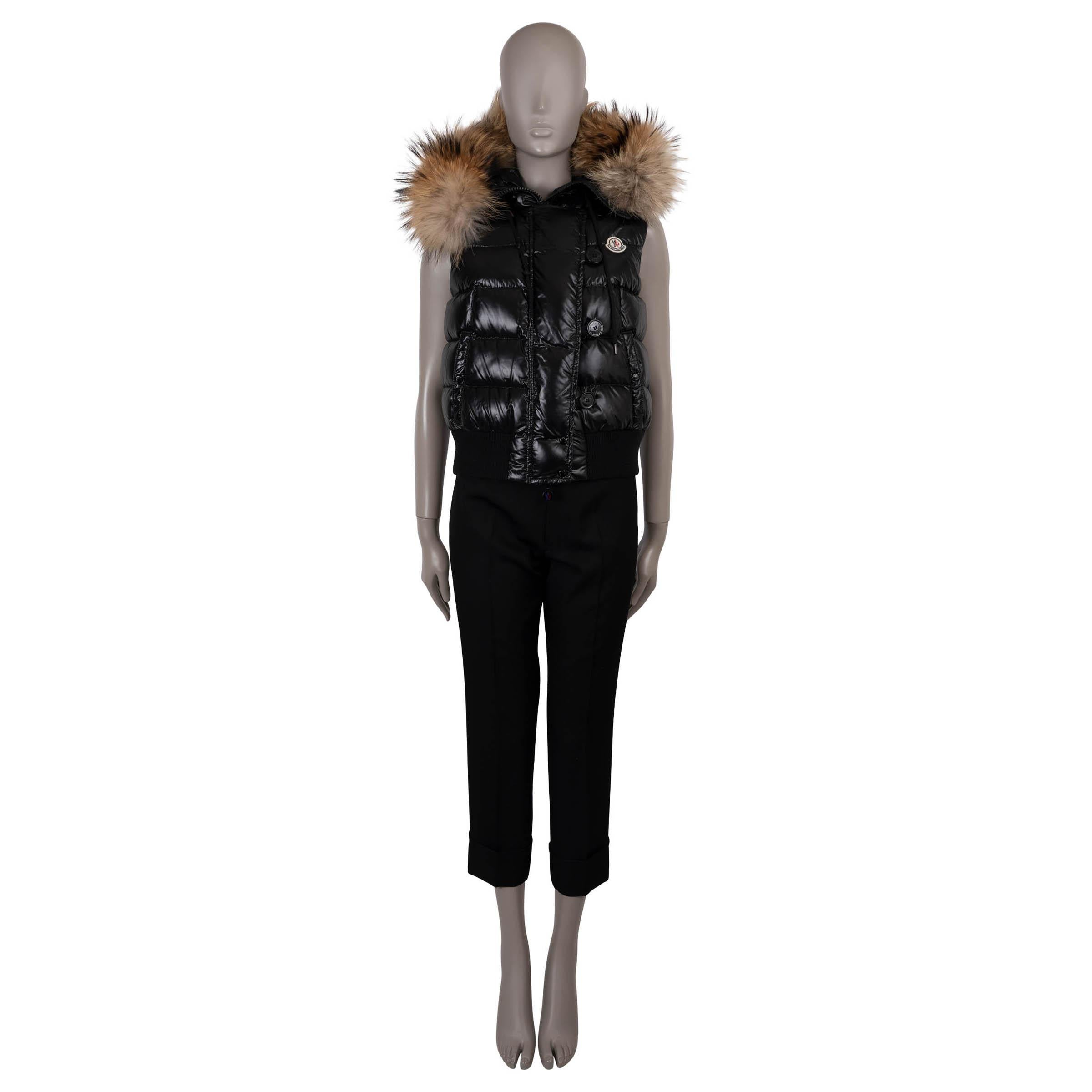 Donna Moncler, gilet in nylon nero con pelliccia TARN TRIM 2 M. I. in vendita