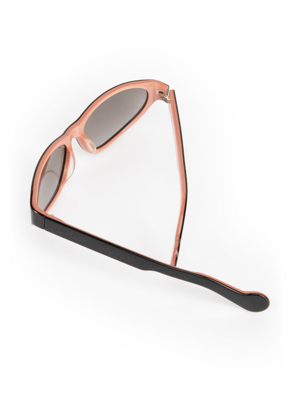 Moncler Black & Pink Oval Gradient Sunglasses For Sale 2