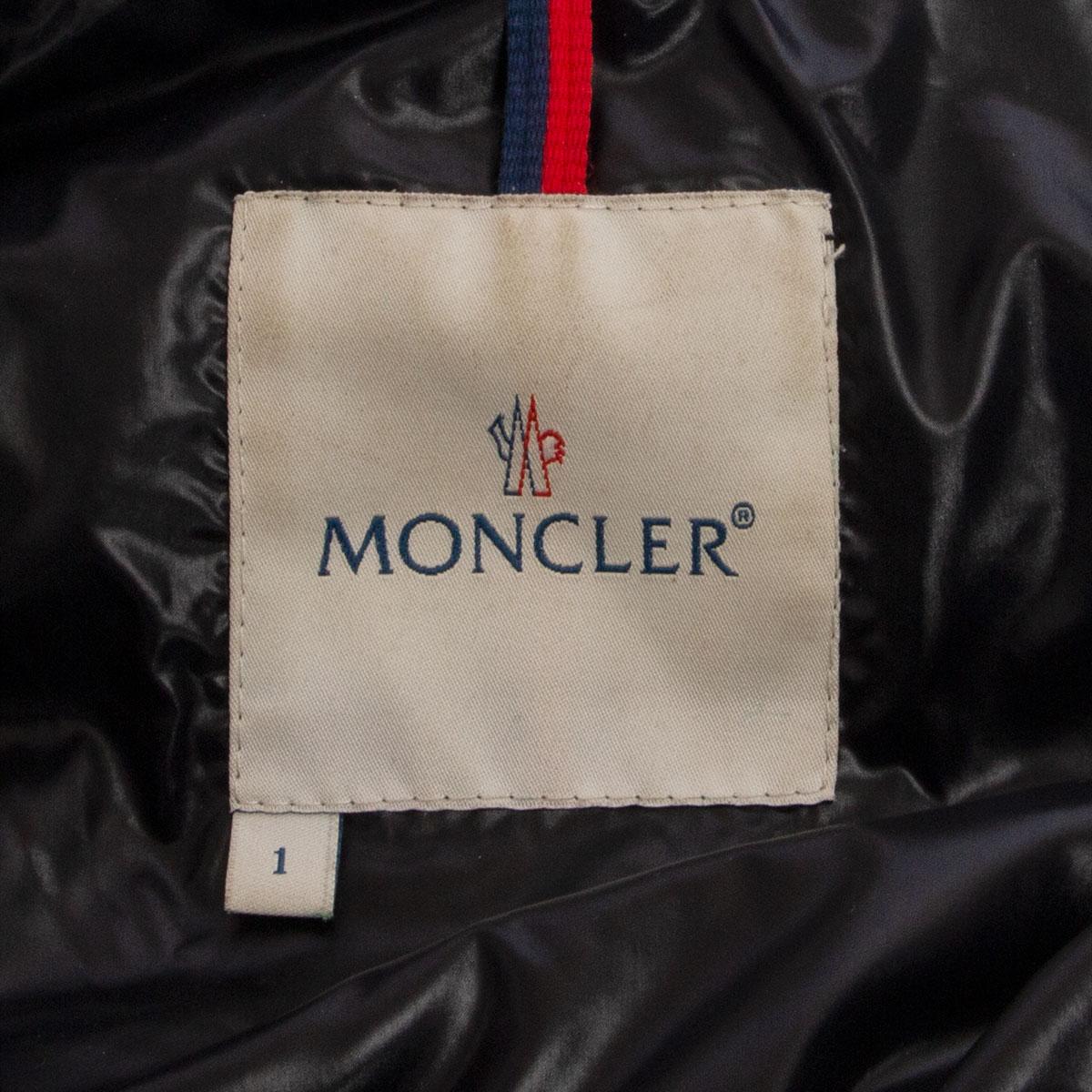 moncler stitching