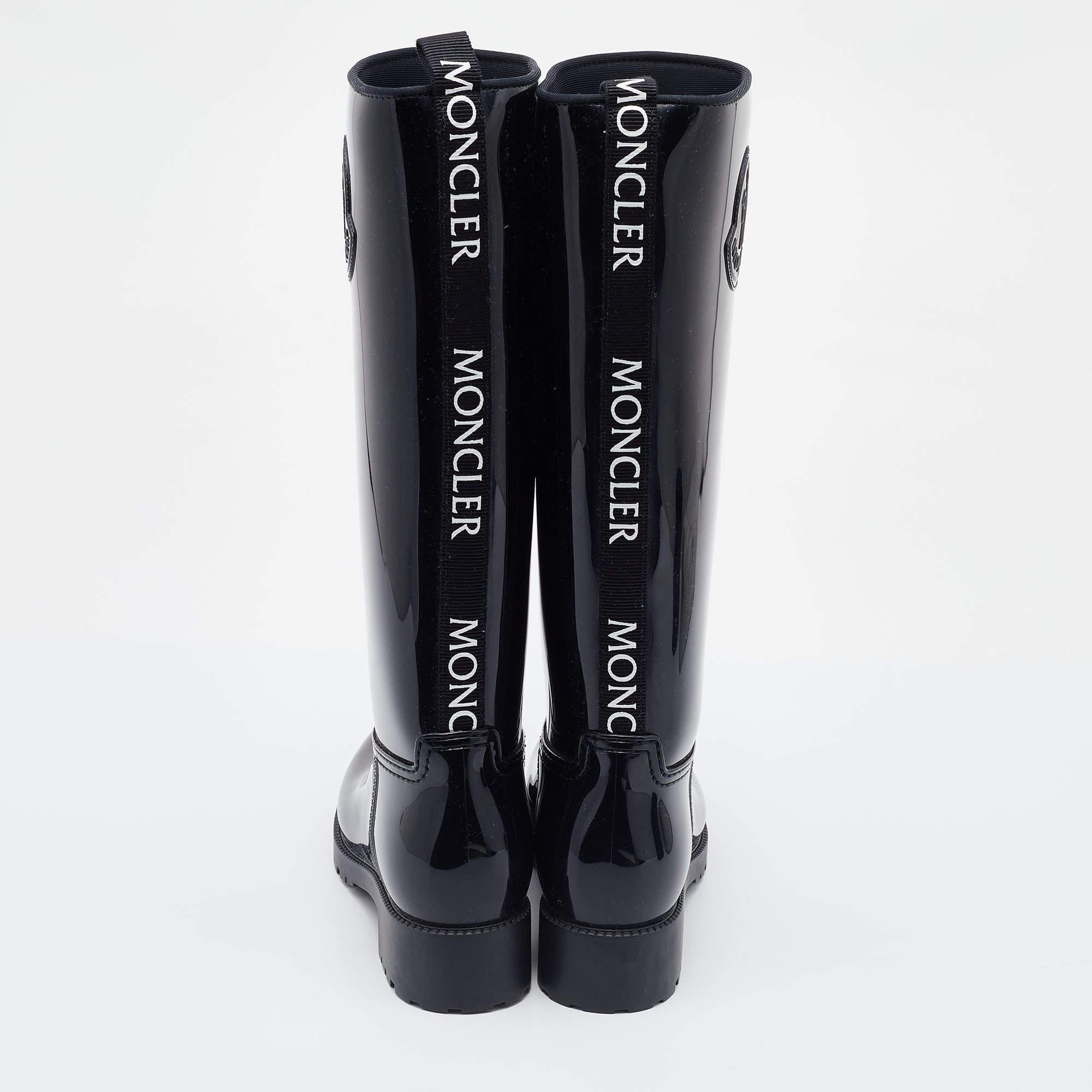 Moncler Black Rubber Ginger Rain Boots Size 36 In New Condition In Dubai, Al Qouz 2
