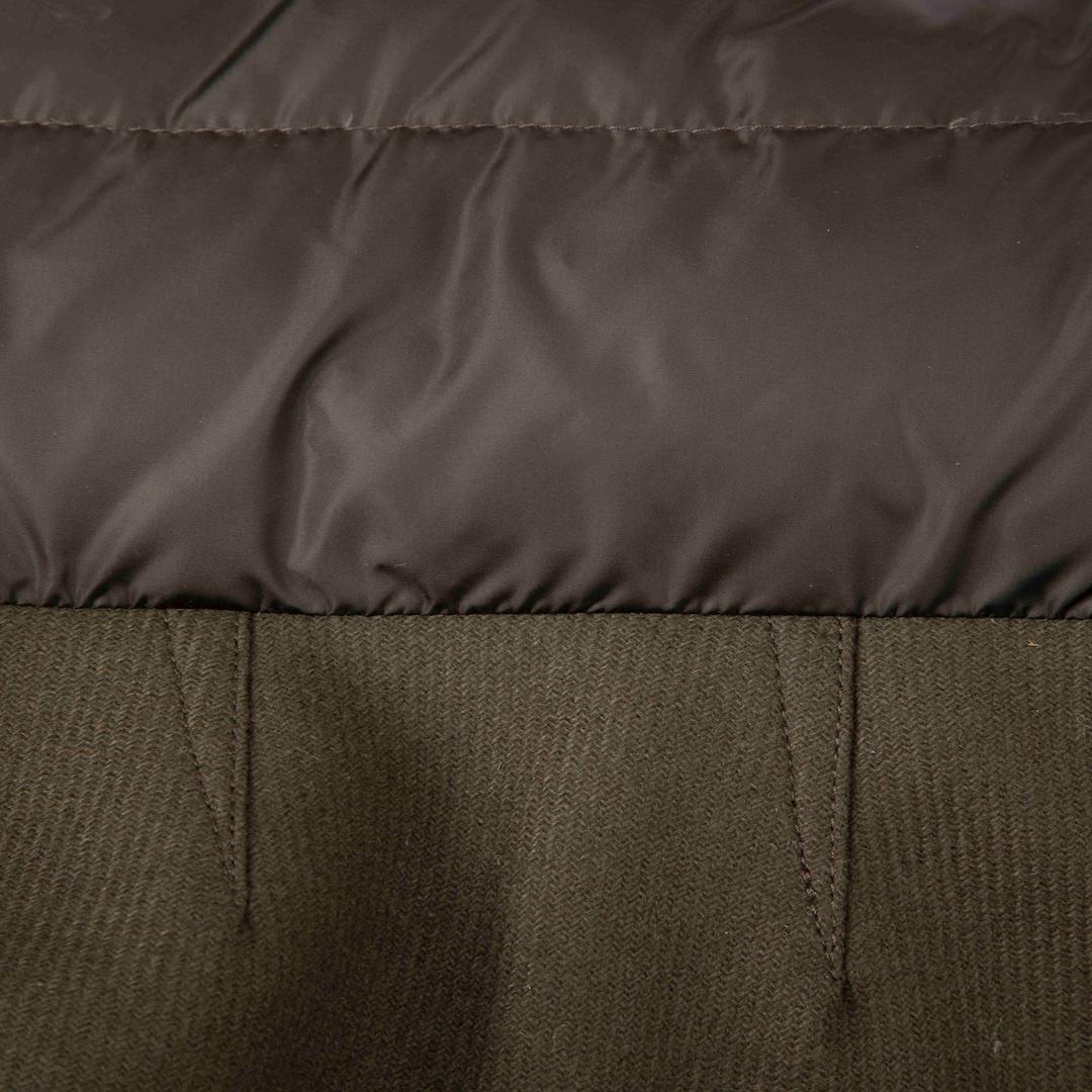 Moncler Dark Green Viburnum Down Jacket Size XXL In Good Condition For Sale In London, GB