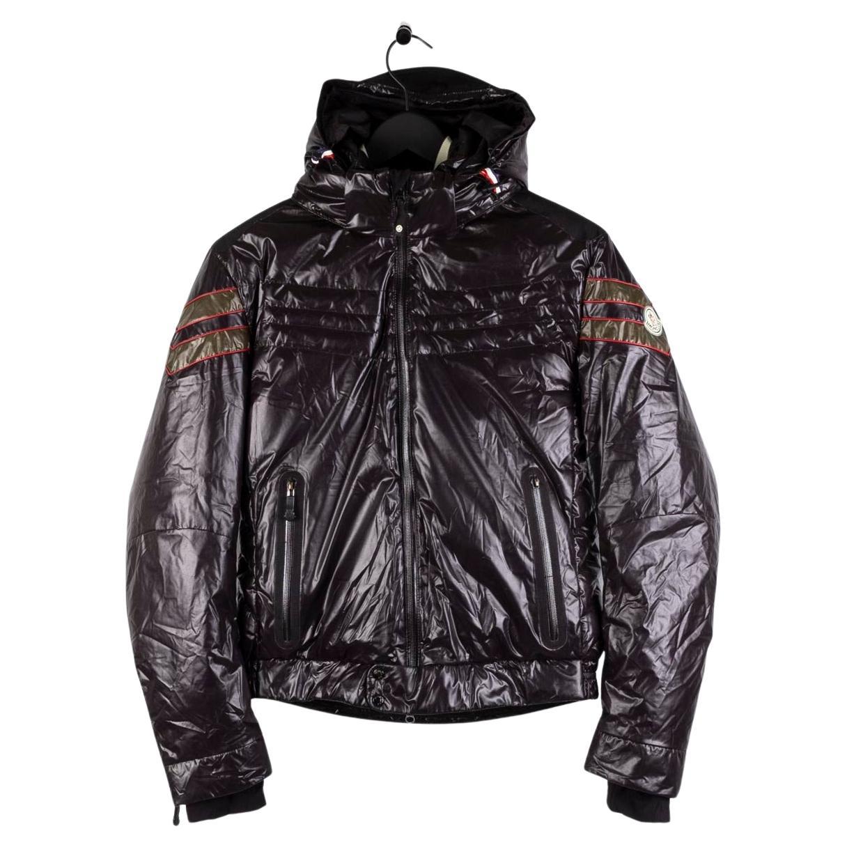 Moncler Down Ski Men Jacket Puffer Hooded Size L S351 For Sale at