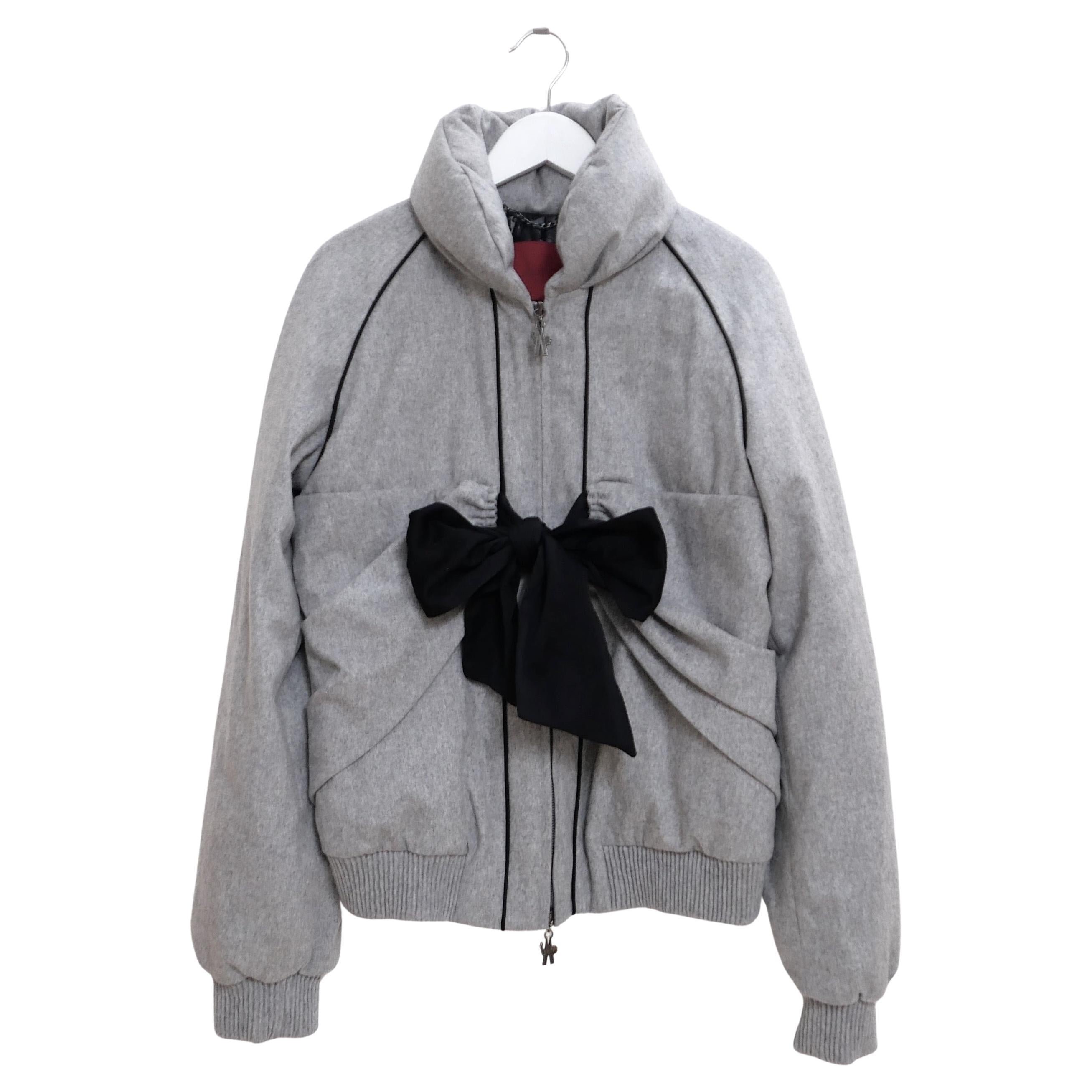 Moncler Gamme Rouge - Giacca trapuntata in lana grigia con fiocco sul davanti in vendita