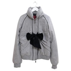 Moncler Gamme Rouge - Giacca trapuntata in lana grigia con fiocco sul davanti