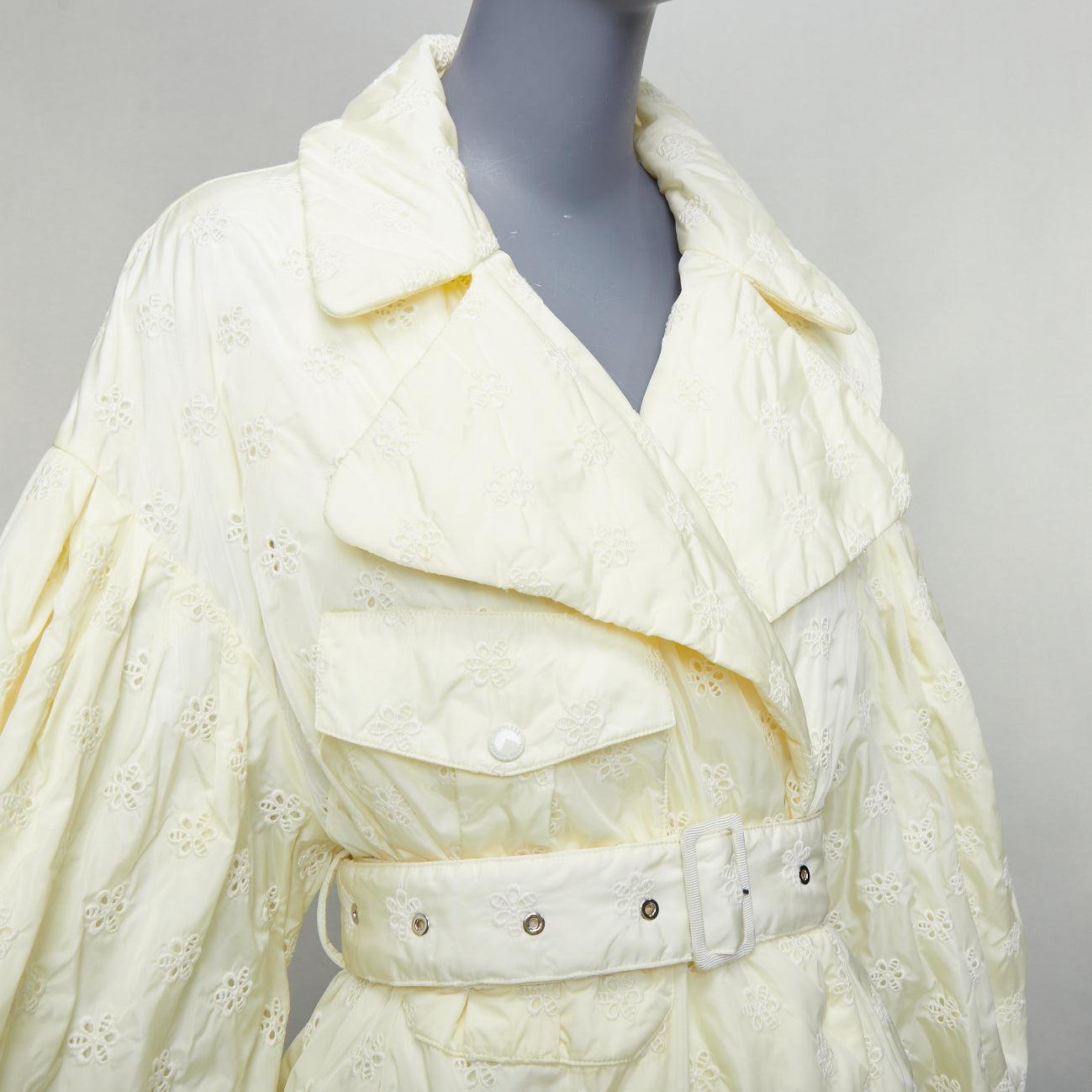 MONCLER GENIUS 2019 cream floral quilts pure goose down belted coat Sz1 For Sale 2