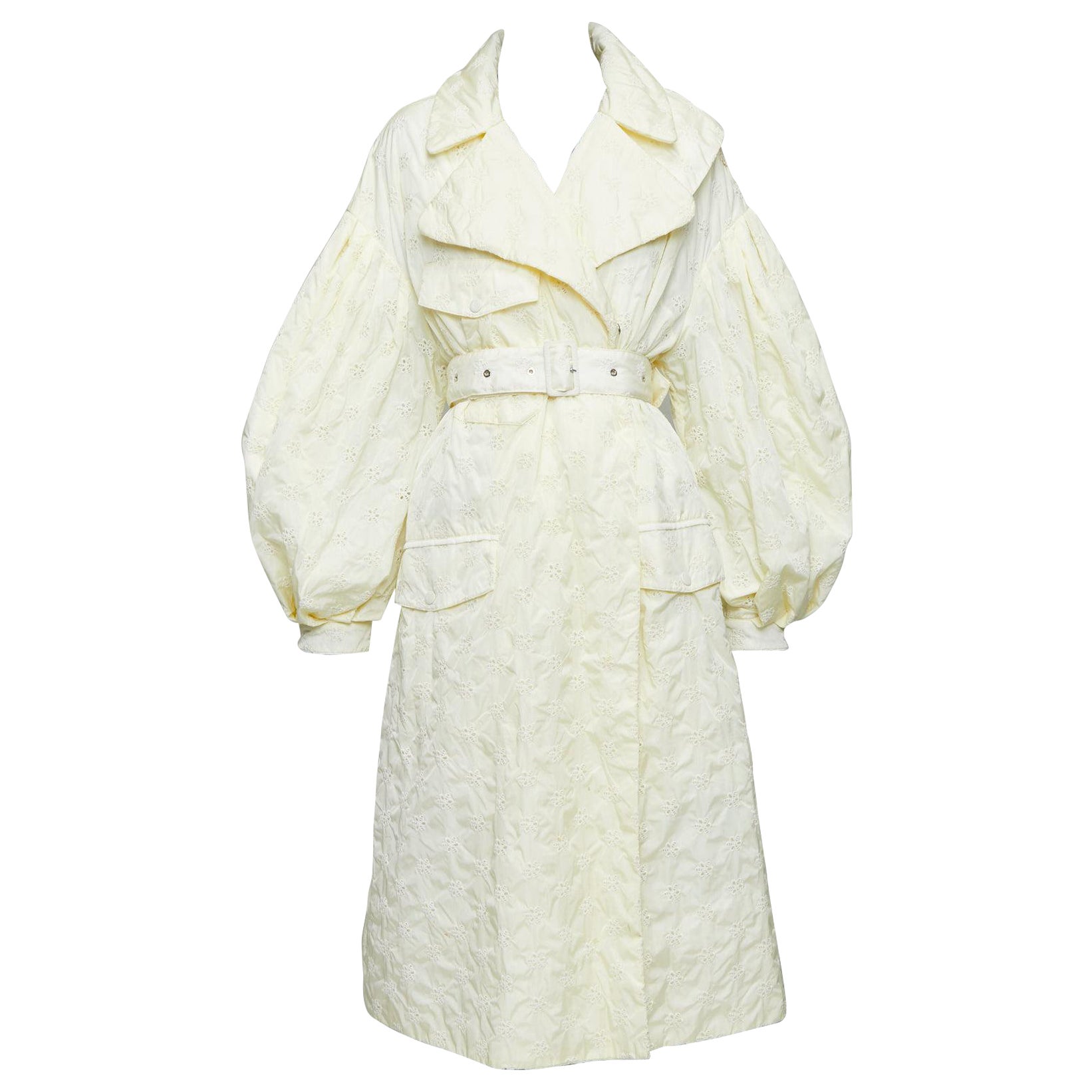 Moncler GENIUS 2019 crema con trapunte floreali in pura piuma d'oca, cappotto con cintura Sz1 in vendita