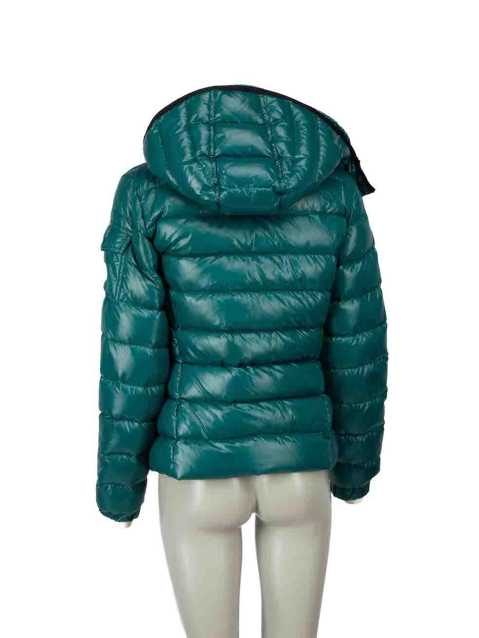 Moncler Green Down Hooded Ski Jacket Size L In Good Condition In London, GB