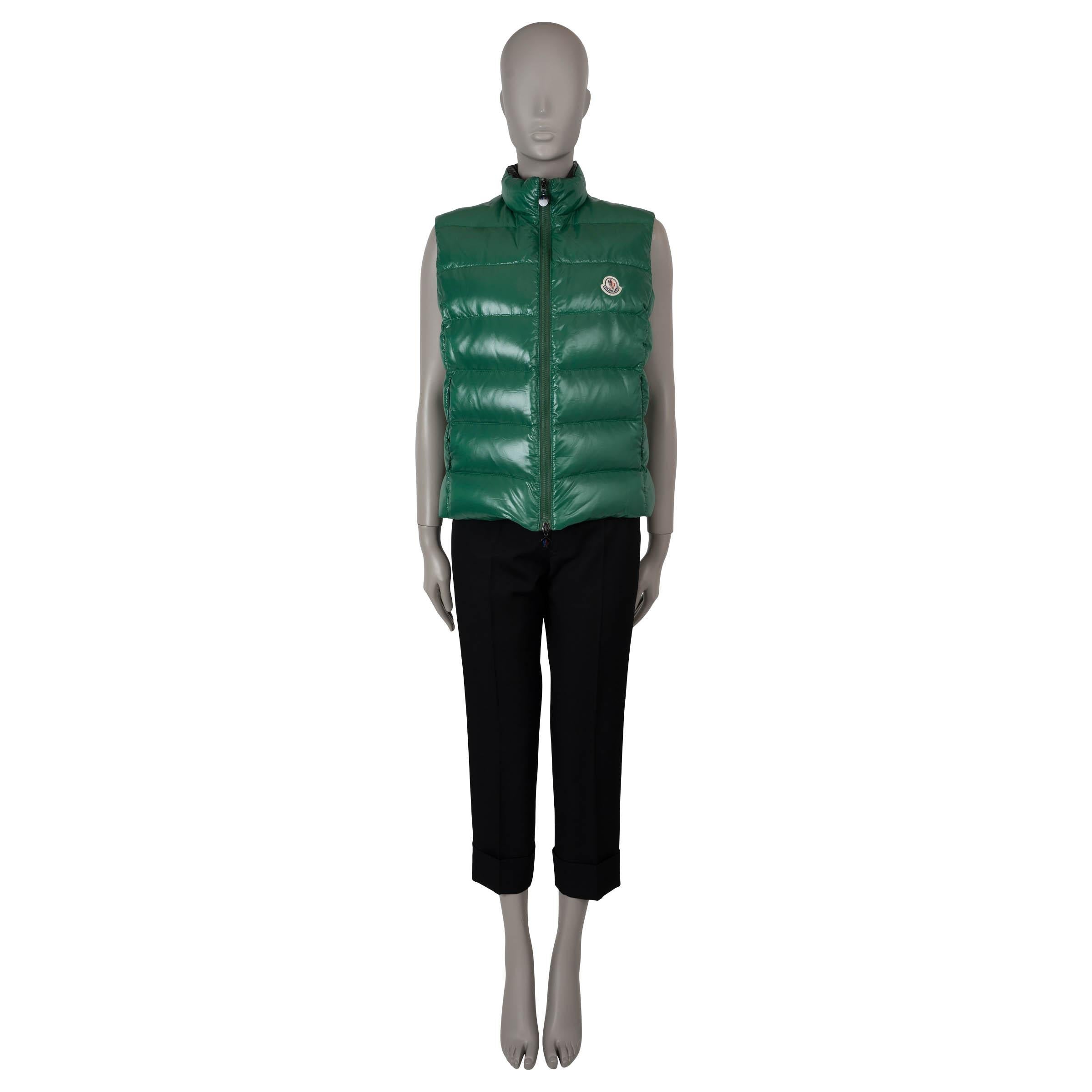 MONCLER green nylon GHANY DOWN PUFFER VEST Jacket 4 XL In Excellent Condition For Sale In Zürich, CH