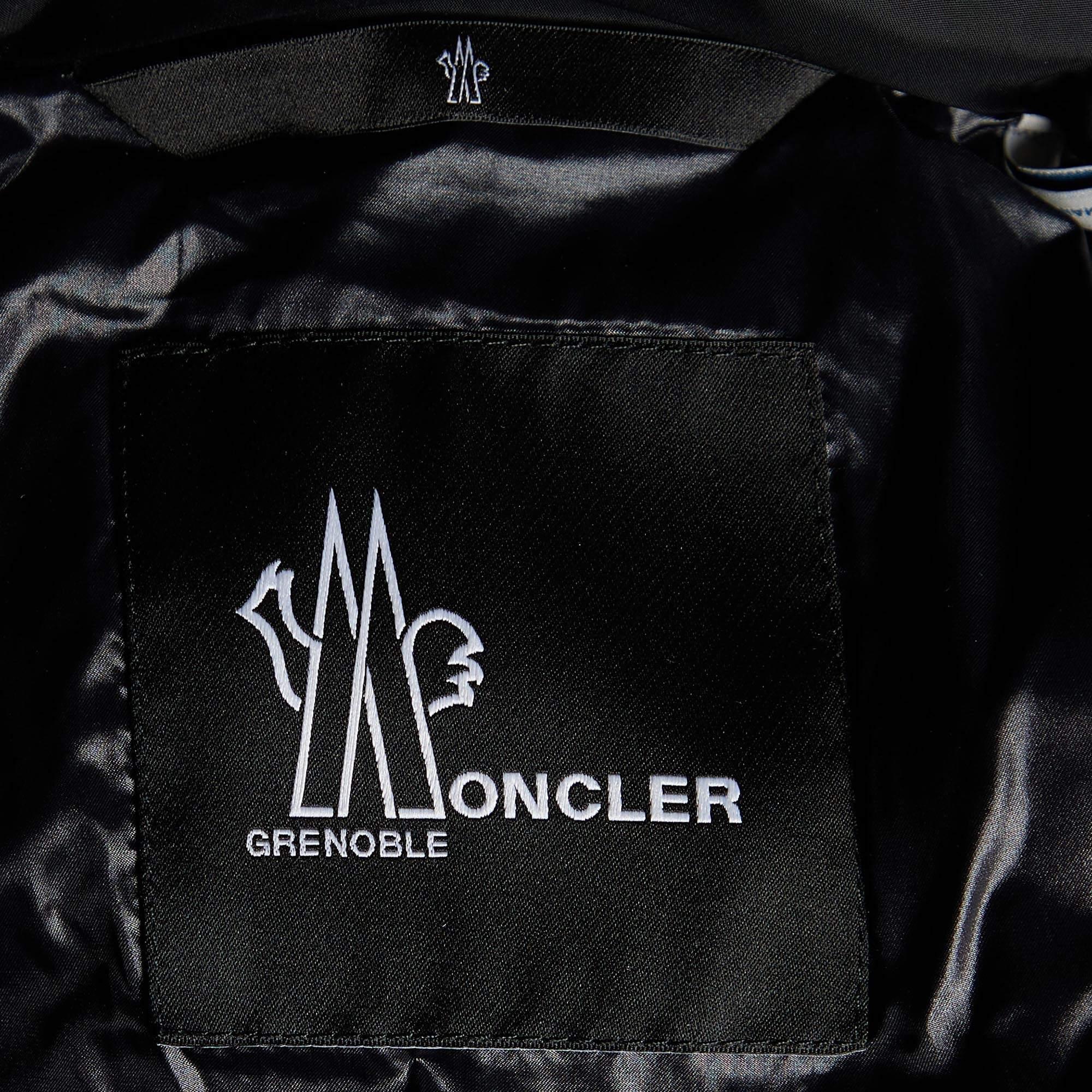 Moncler Grenoble Black Nylon Ski Jacket L In Excellent Condition In Dubai, Al Qouz 2