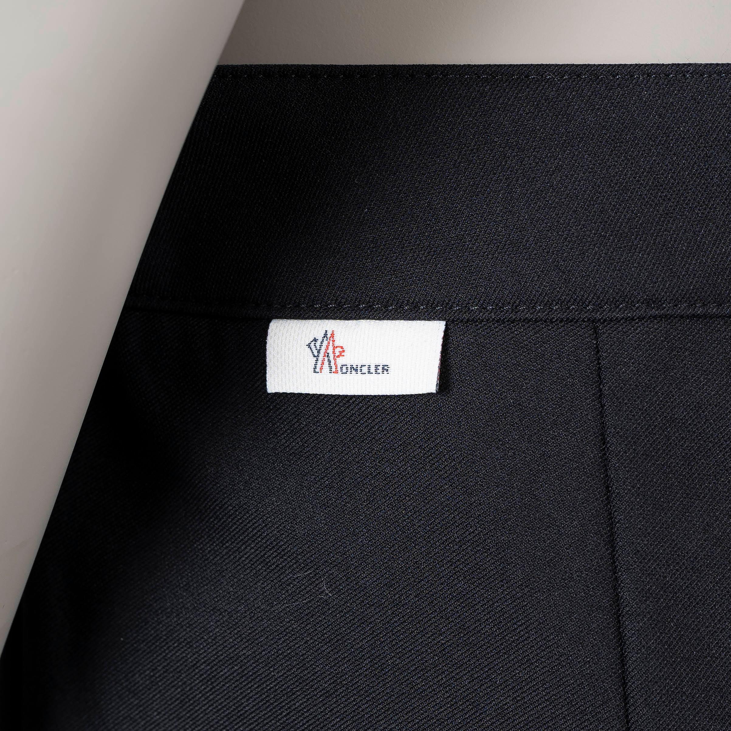 Moncler Grenoble nero in nylon SPORTIVO STIRRUP SKI Pants 42 M. In condizioni ottime in vendita a Zürich, CH