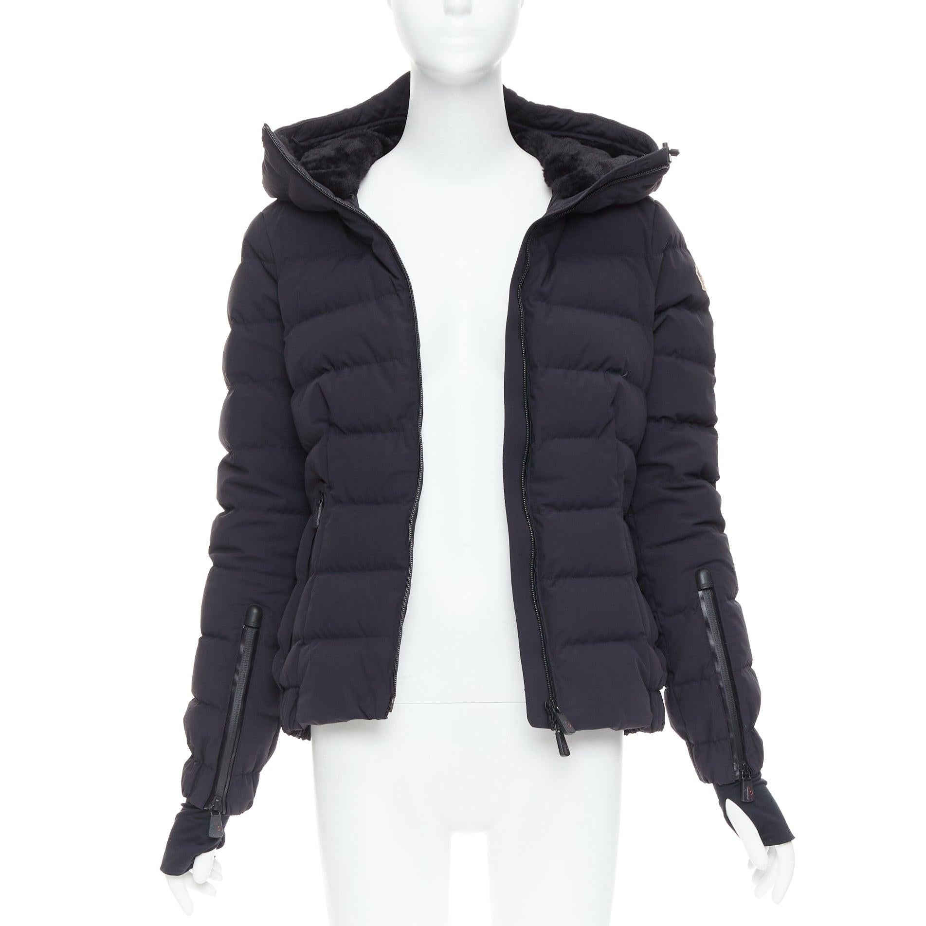 Nero Moncler Grenoble Chena Giubbotto nero con giacca a vento aderente Sz2 M. in vendita