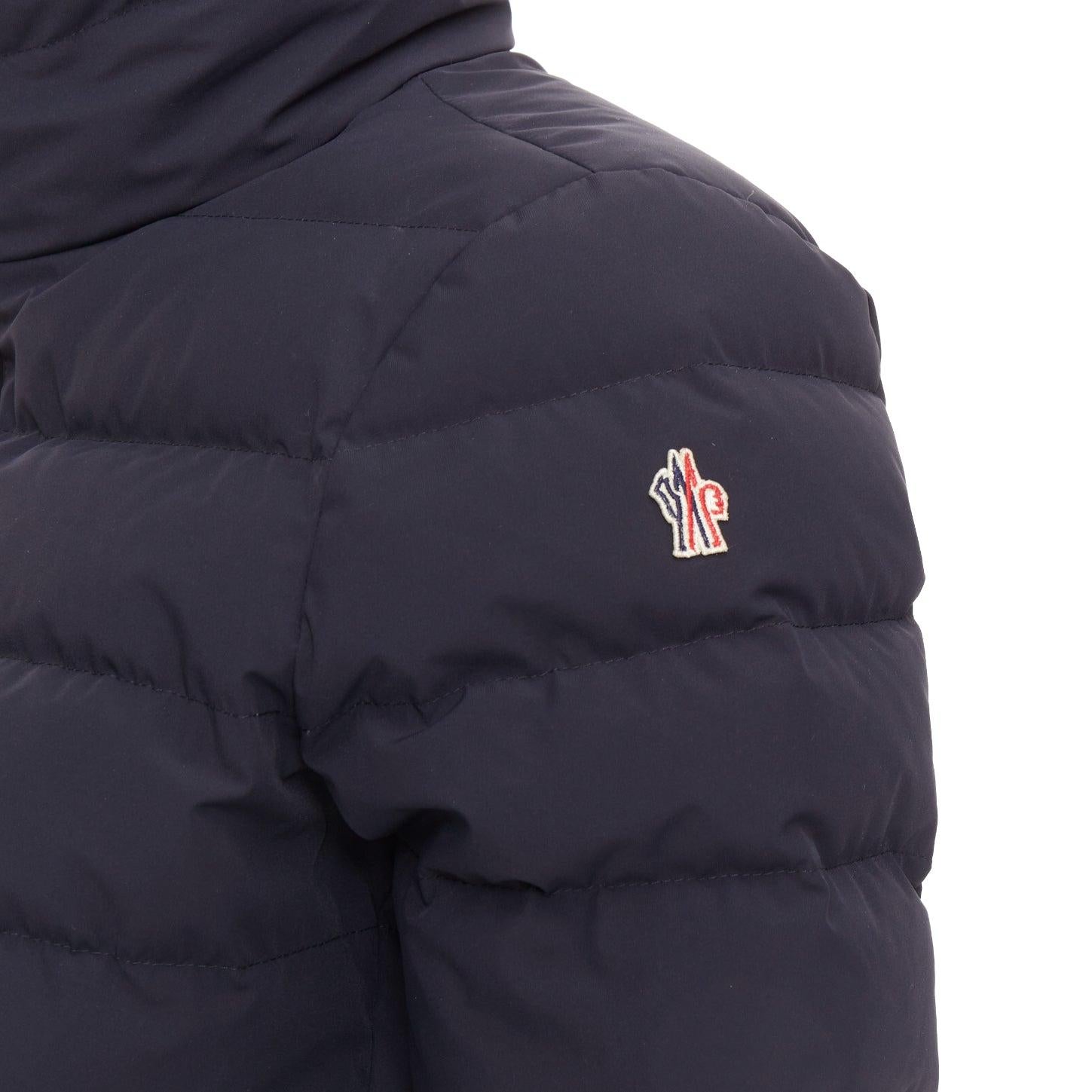 Moncler Grenoble Chena Giubbotto nero con giacca a vento aderente Sz2 M. in vendita 3