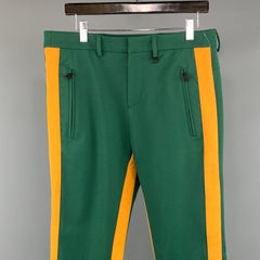 MONCLER GRENOBLE Size 32 x 29 Green Solid Casual Pants