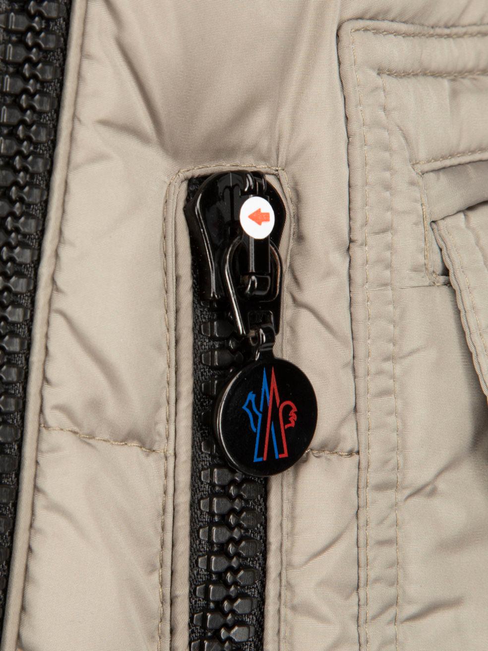 De las mujeres Moncler Abrigo acolchado gris de doble botonadura Talla S en venta