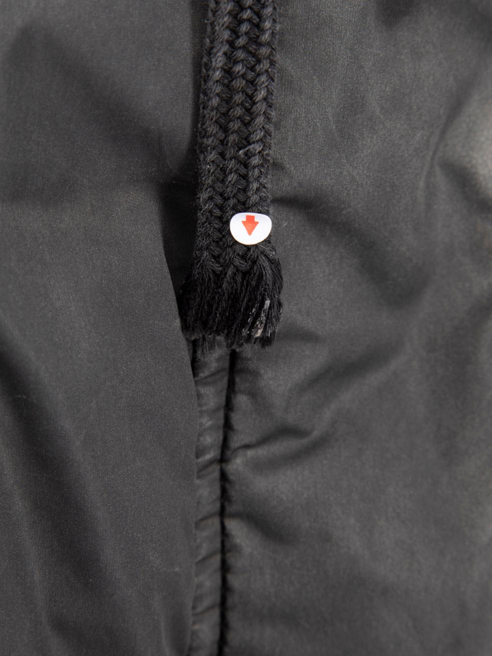 Moncler Grauer Mid-Länge-Puffermantel mit Kapuze Größe M im Angebot 4