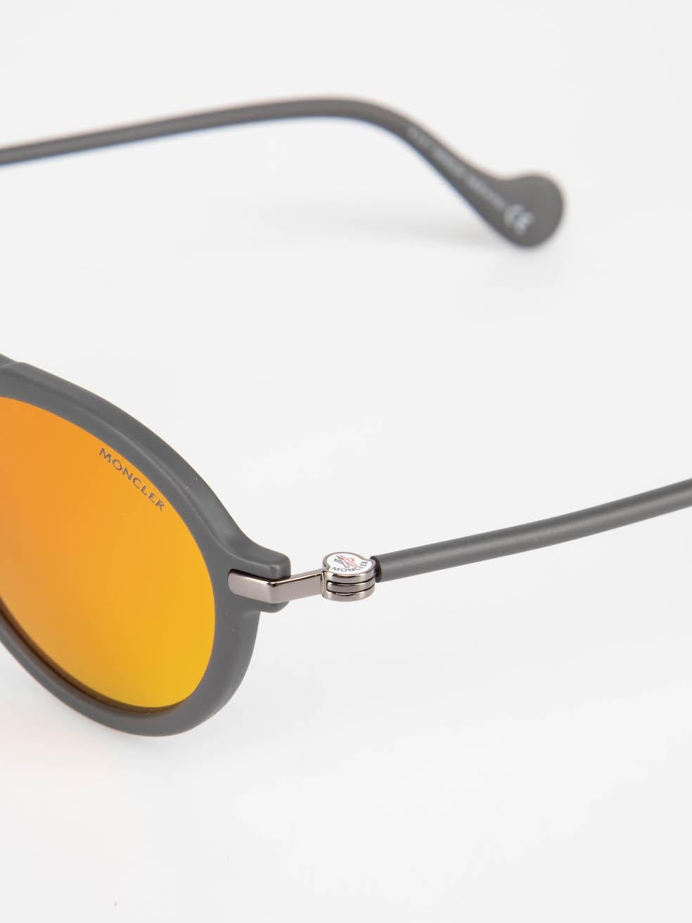 Moncler Grey Mirrored Round Sunglasses For Sale 2