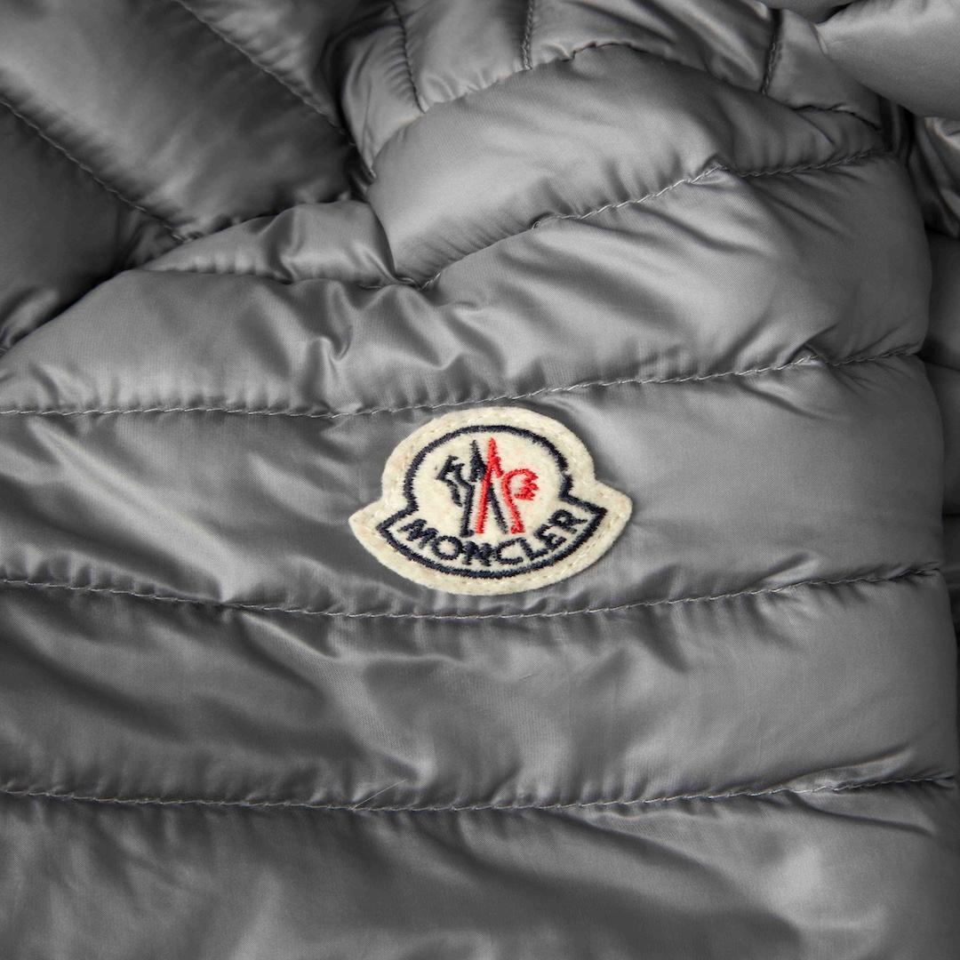 Moncler Grey Quilted Puffer Amey Jacket Size S In Good Condition For Sale In London, GB