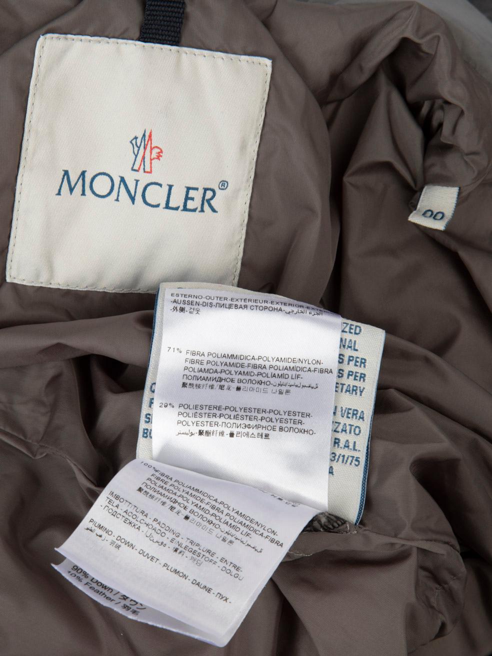 Moncler Grey Quilted Puffer Coat Size S For Sale 5
