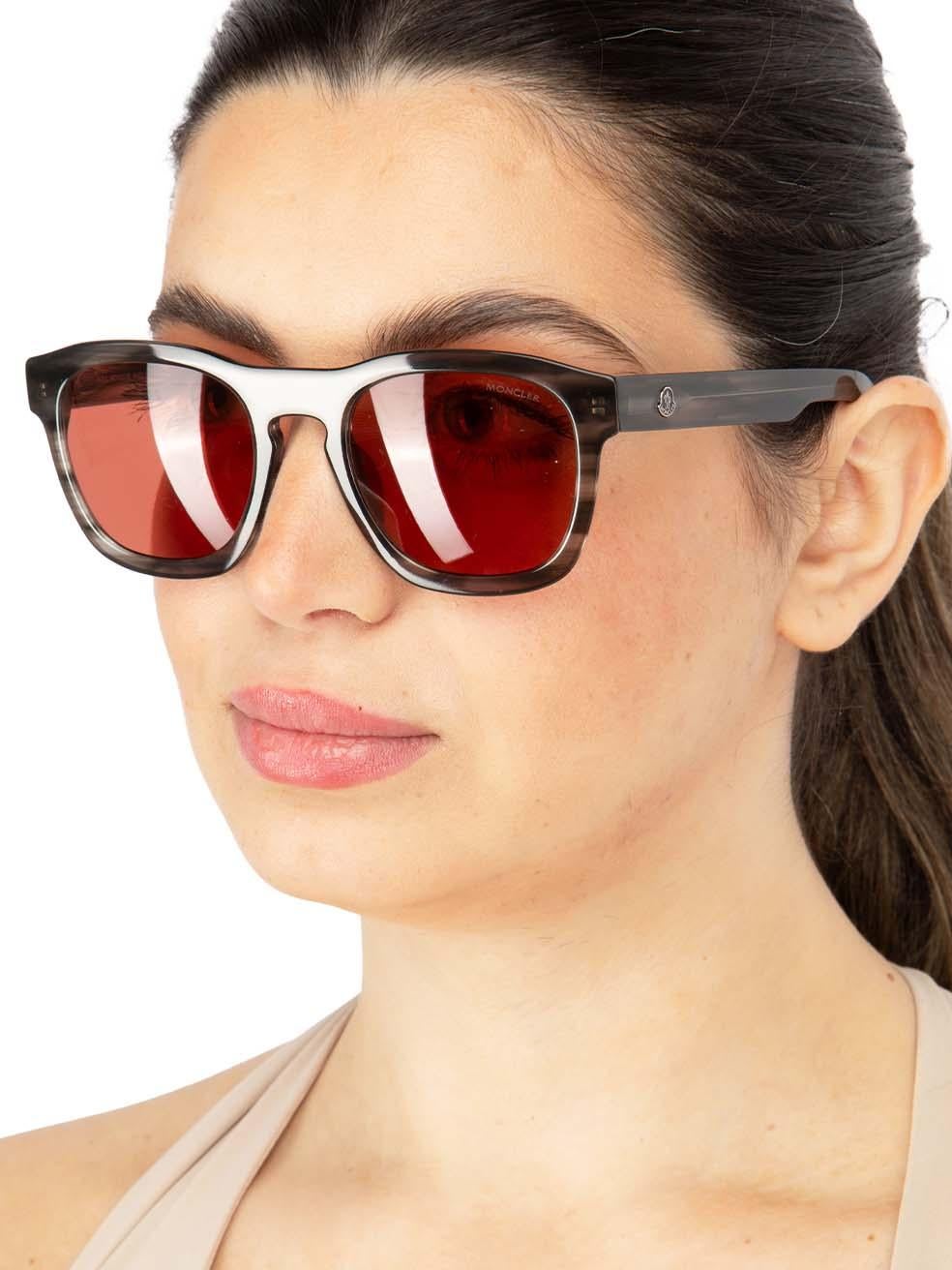 CONDITION is New with tags on this brand new Monclerdesigner item. This item comes with original packaging. Please note cases may differ from the picture.
 
 
 
 Details
 
 
 Model: ML0093S 20E
 
 Grey
 
 Acetate
 
 Square Eye Sunglasses
 
 Striped