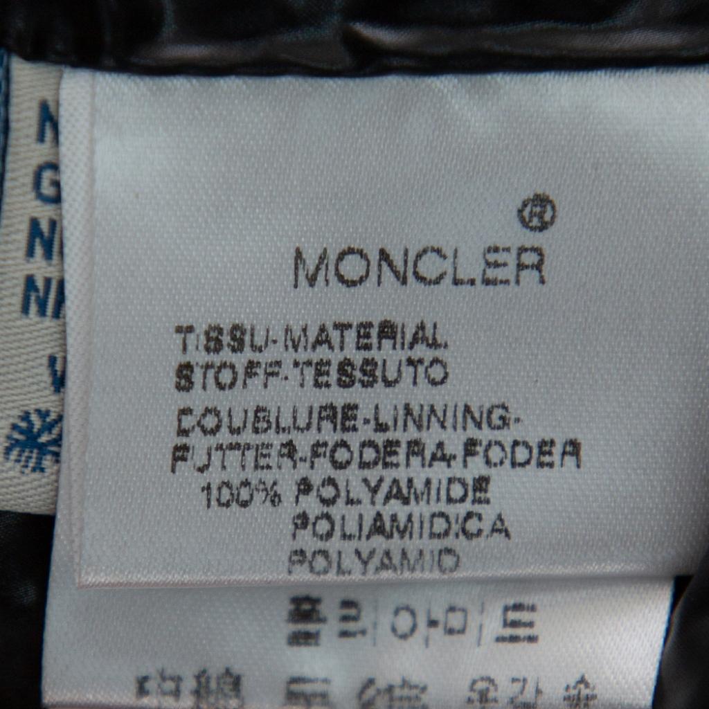 Moncler Grey Synthetic Quilted High Collar Belted Aliso Jacket L In New Condition In Dubai, Al Qouz 2