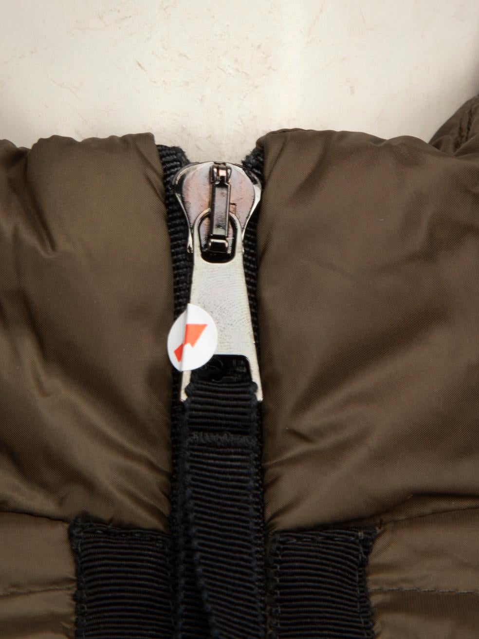 Moncler Khaki Maglia Puffer Cardigan Taglia S in vendita 1