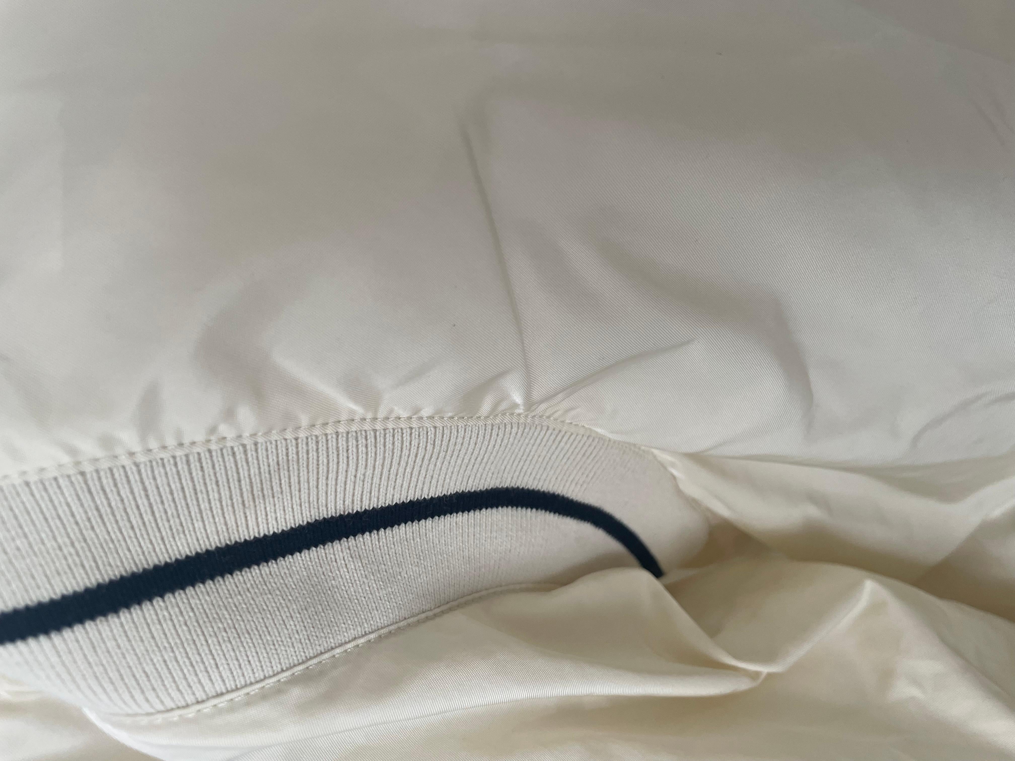 Women's or Men's Moncler Lightweight Beige Vintage Jacket Size M For Sale