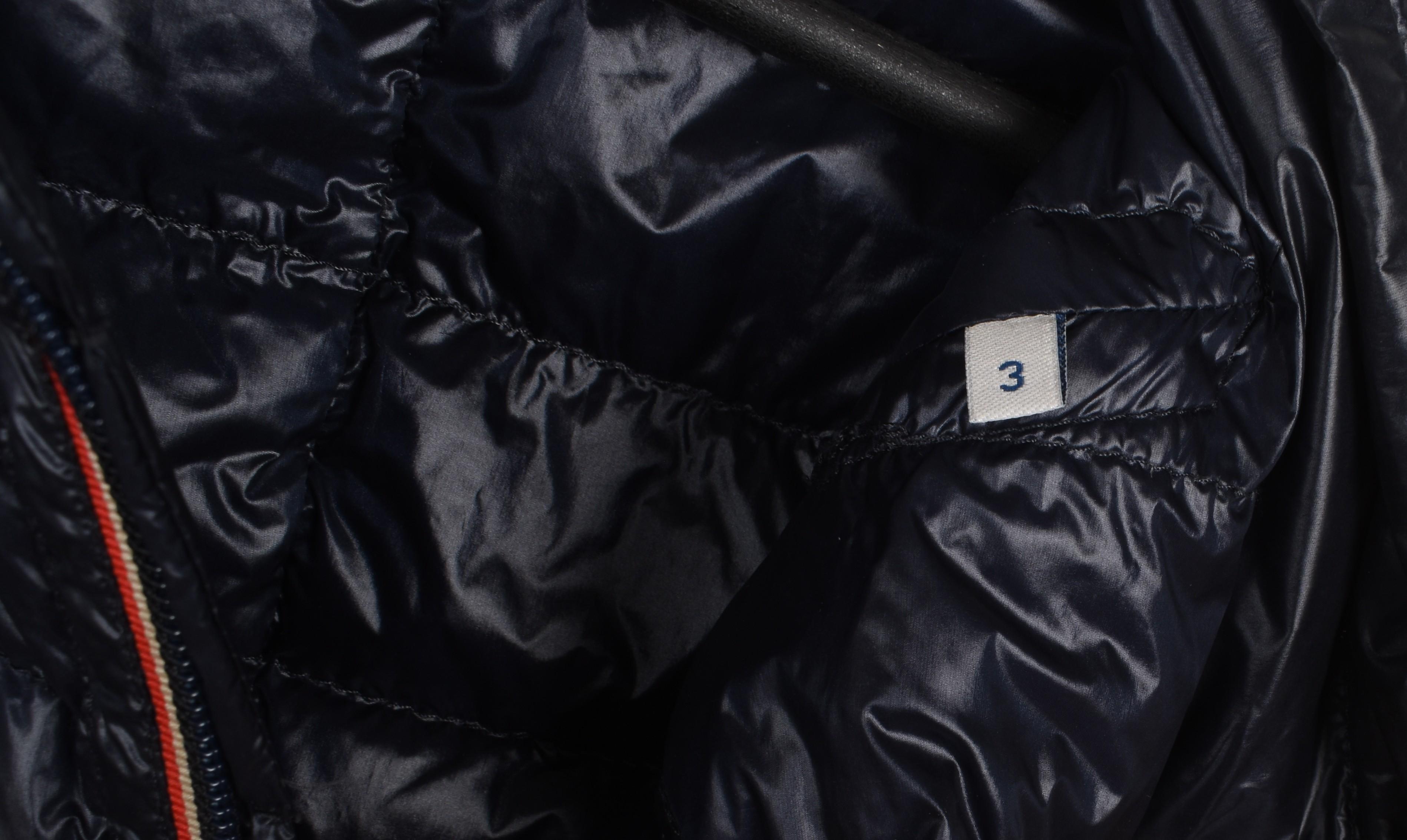 Moncler Men Jacket Omer Light Down Quilted Size 3/M-L, S1437 For Sale 7