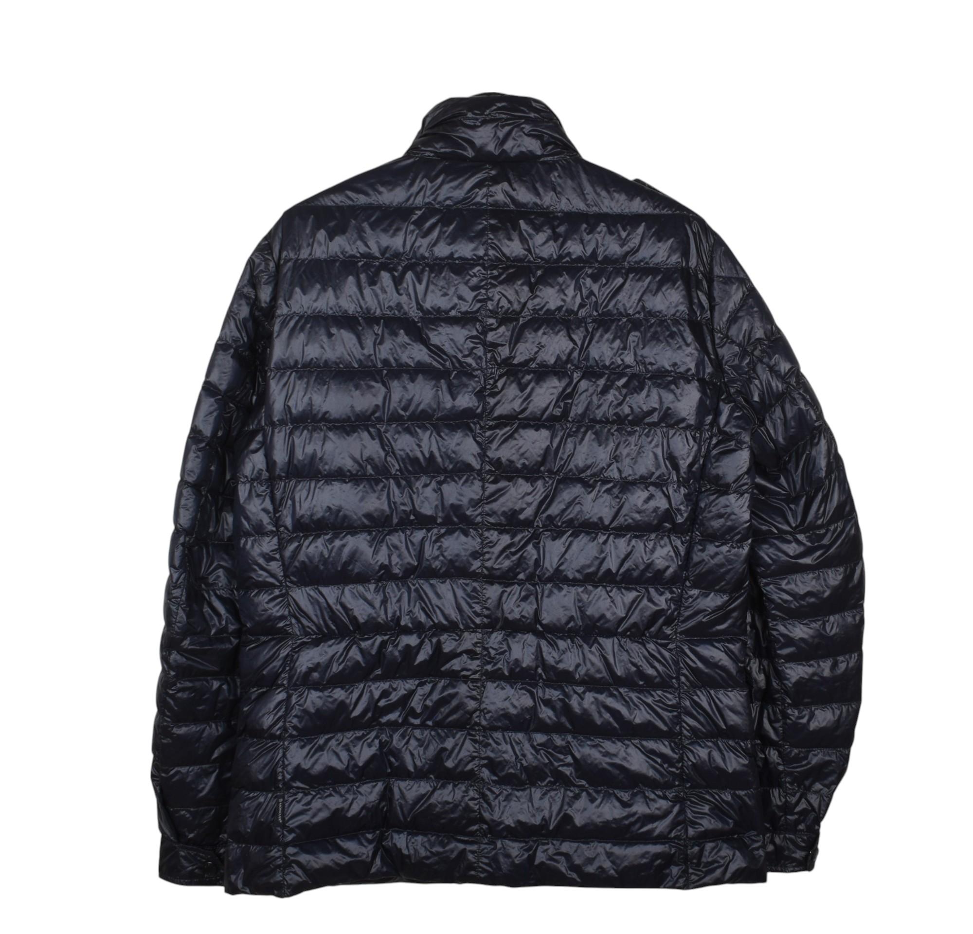 Moncler Men Jacket Omer Light Down Quilted Size 3/M-L, S1437 In Excellent Condition For Sale In Kaunas, LT