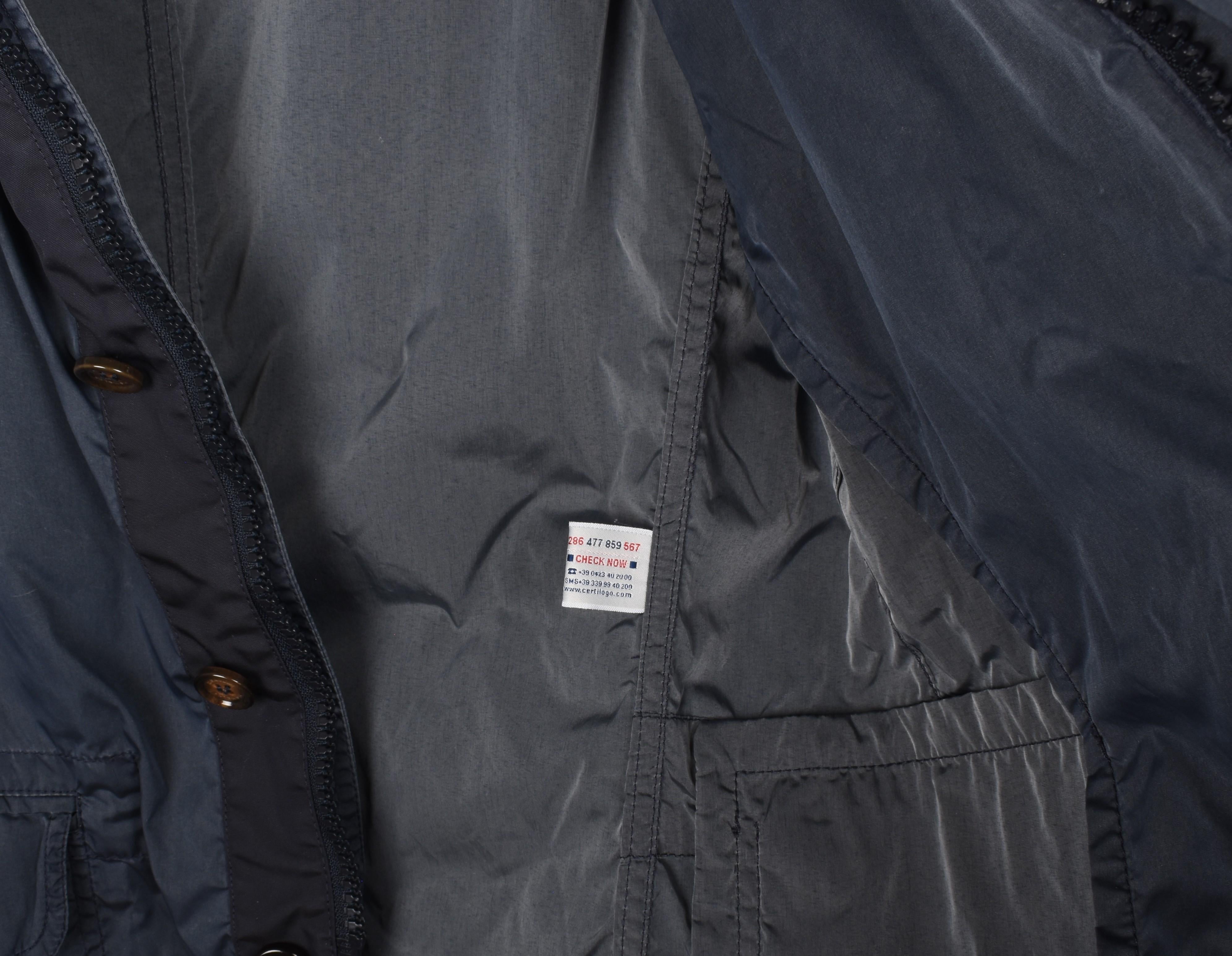 Veste Moncler Xavier Light Taille 2/M, S1377 en vente 1