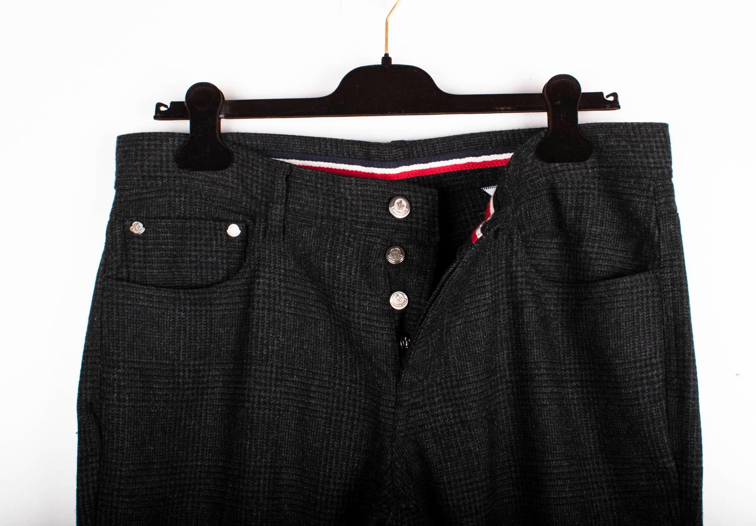Black Moncler Men Pants Casual Tapered Size W34 For Sale