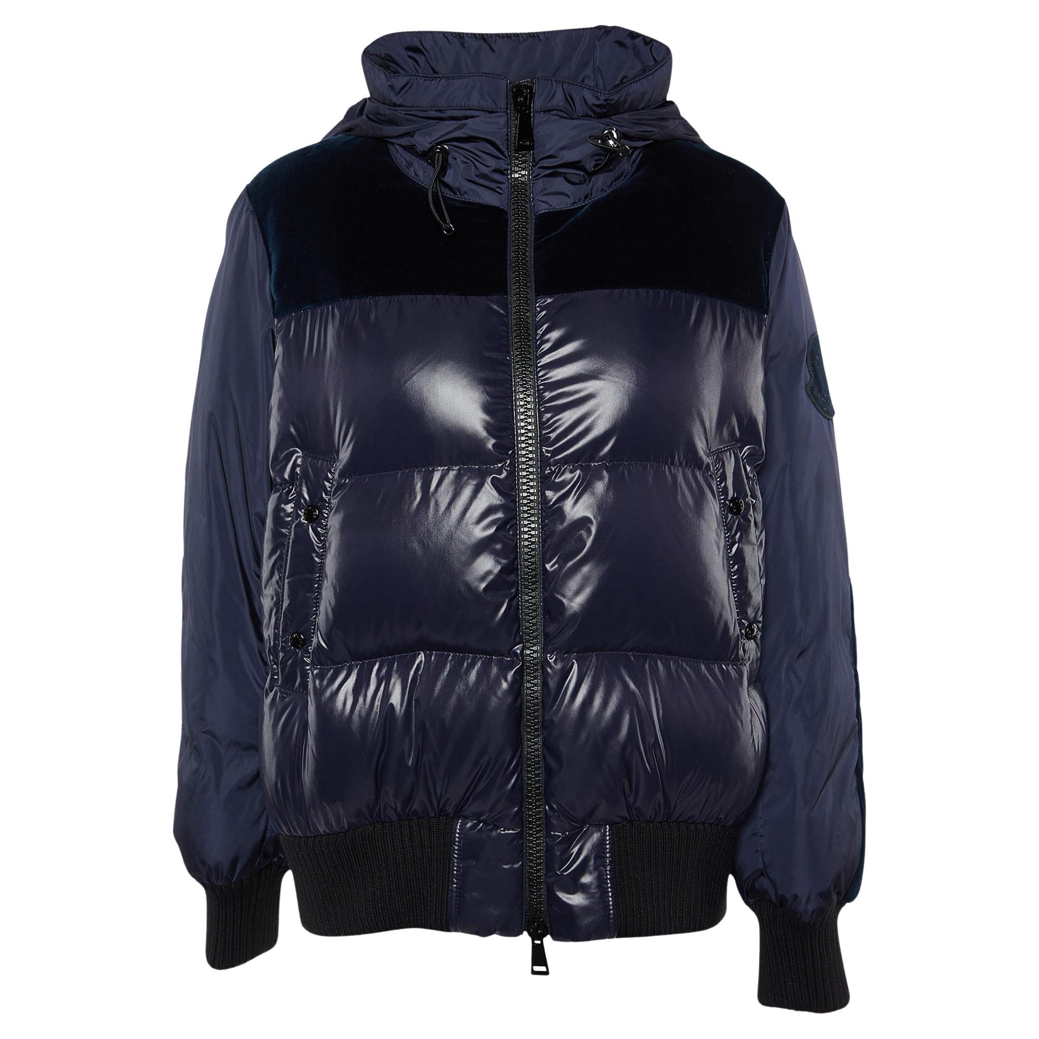 Moncler Navy Blue Nylon & Velvet Puffer Jacket M For Sale