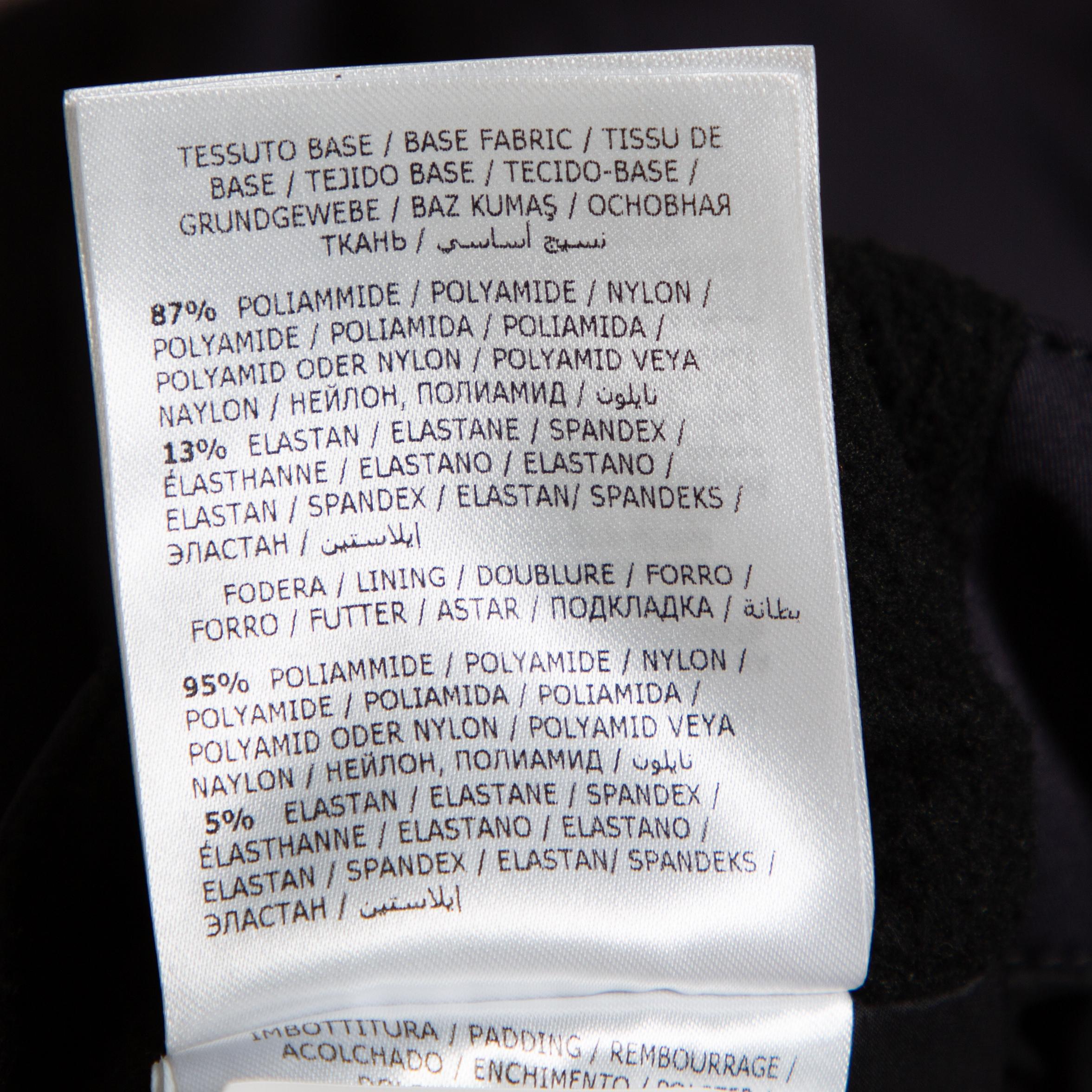 Moncler Pantaloni Grenoble sintetici blu navy S In condizioni ottime a Dubai, Al Qouz 2