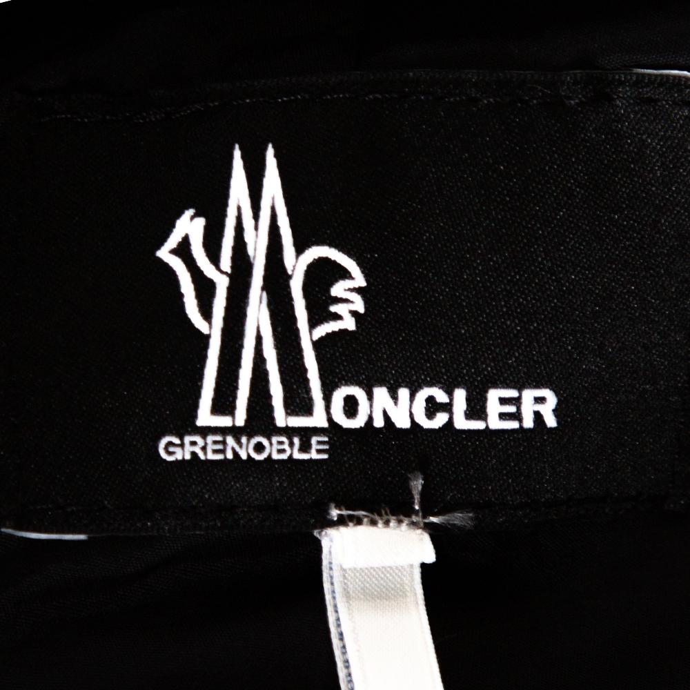 Moncler Navy Blue Synthetic Grenoble Trousers S In Excellent Condition For Sale In Dubai, Al Qouz 2