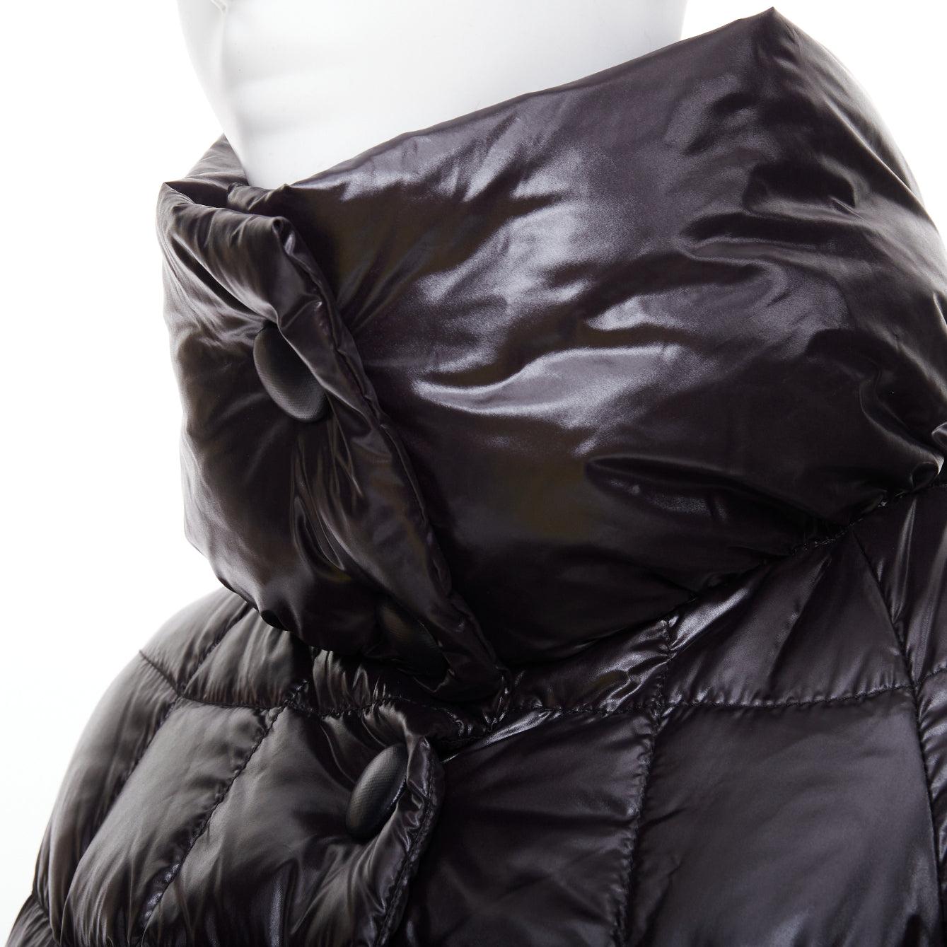 Moncler Norme Afnor G32-003 nylon layered high neck puffer jacket top Sz.0 XS en vente 3